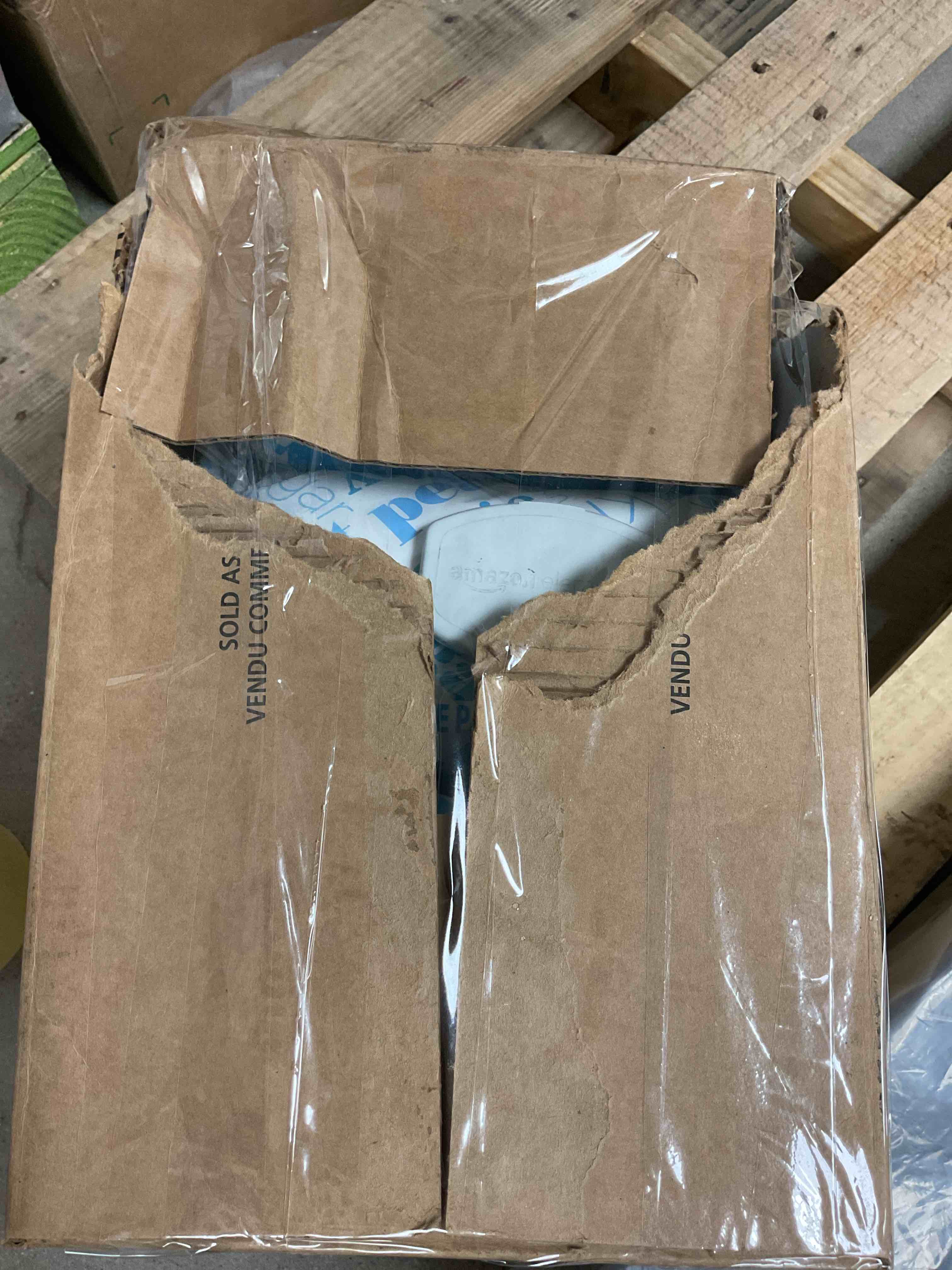 https://s3.amazonaws.com/lotting-images-prod/bidfta/GRA1451901_1752702390574.jpeg