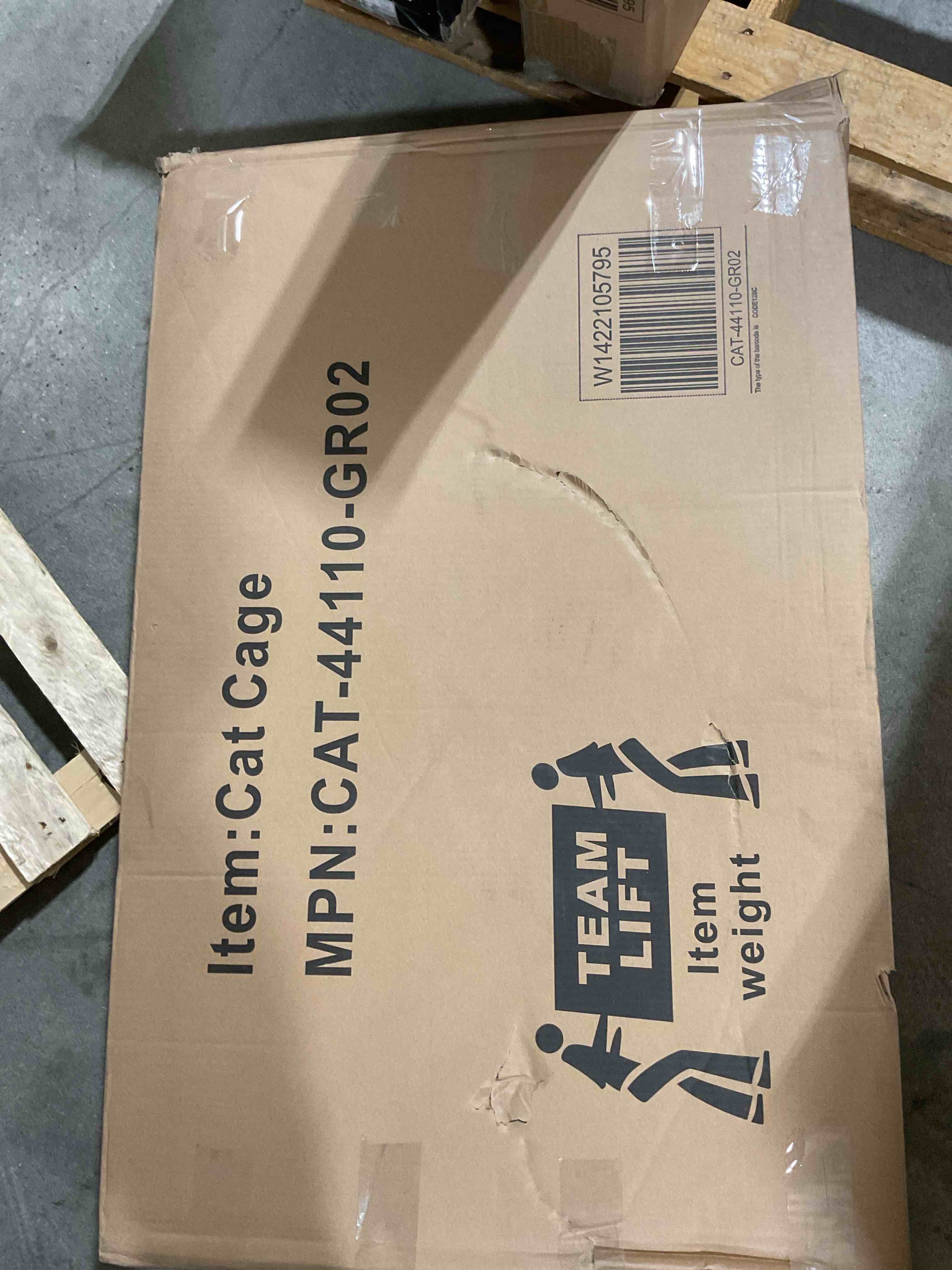 https://s3.amazonaws.com/lotting-images-prod/bidfta/GRA1452123_1753115240877.jpeg
