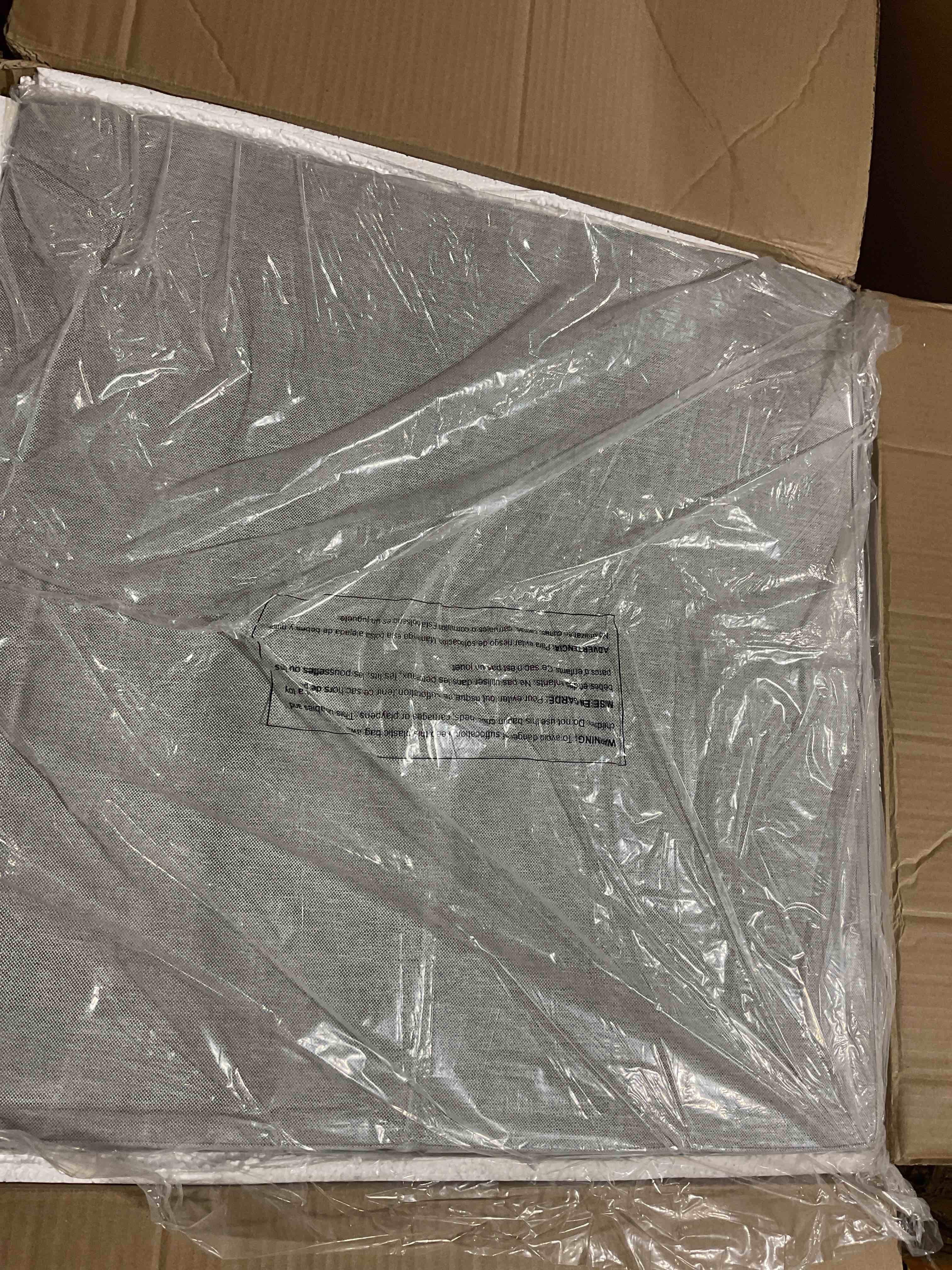 https://s3.amazonaws.com/lotting-images-prod/bidfta/GRA1452261_1753366493542.jpeg