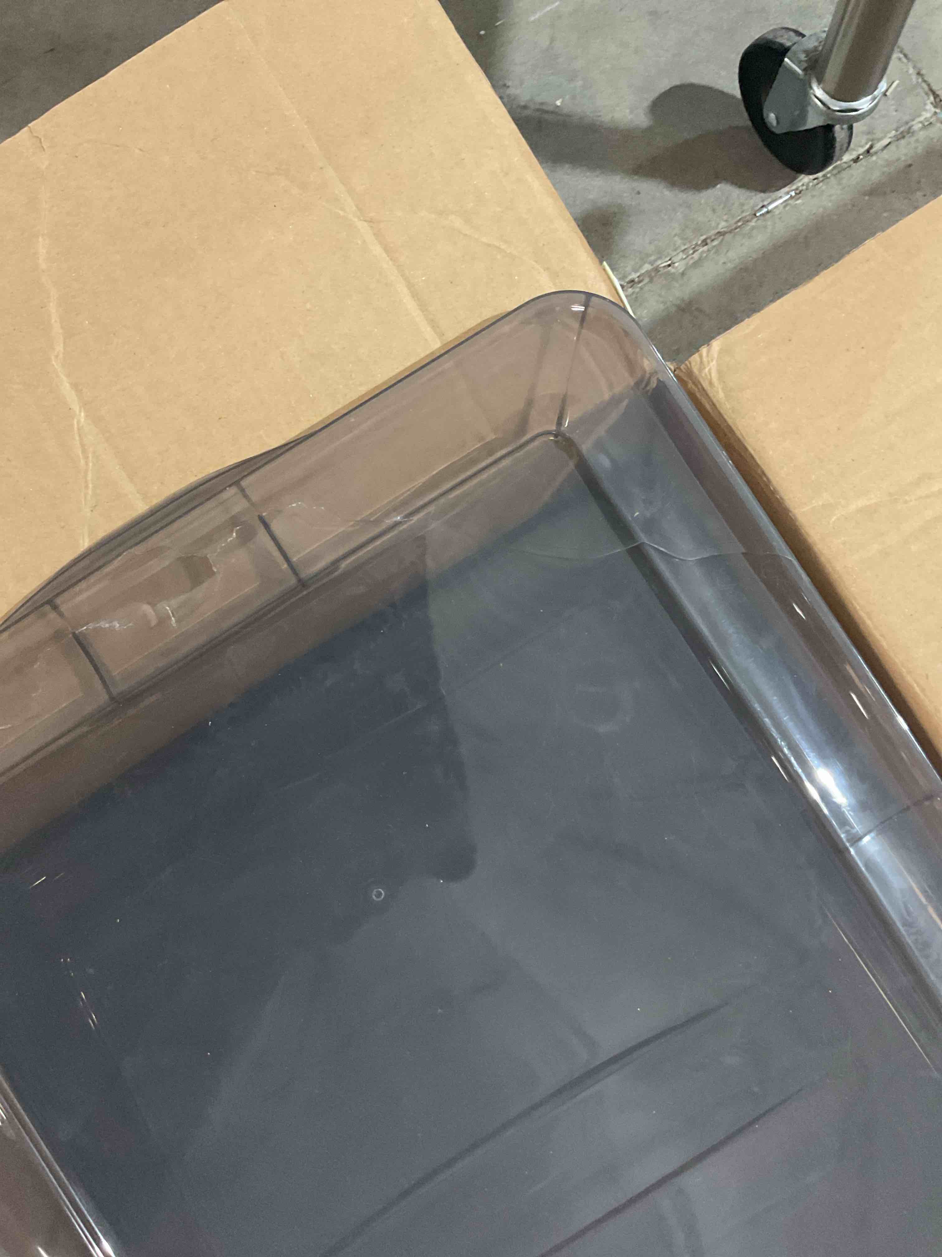 https://s3.amazonaws.com/lotting-images-prod/bidfta/GRA1452432_1753714024471.jpeg