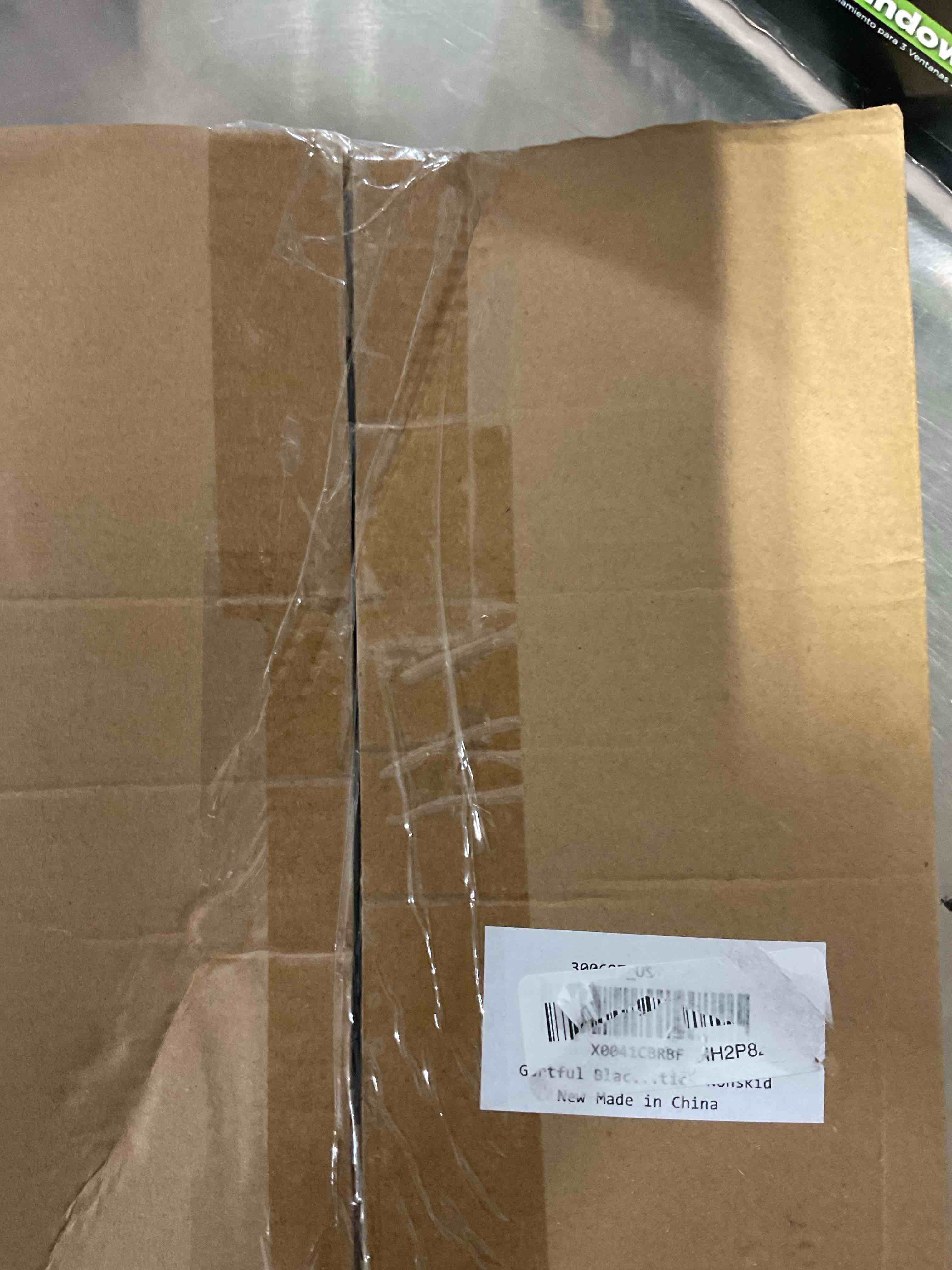 https://s3.amazonaws.com/lotting-images-prod/bidfta/GRA1452652_1753822438715.jpeg