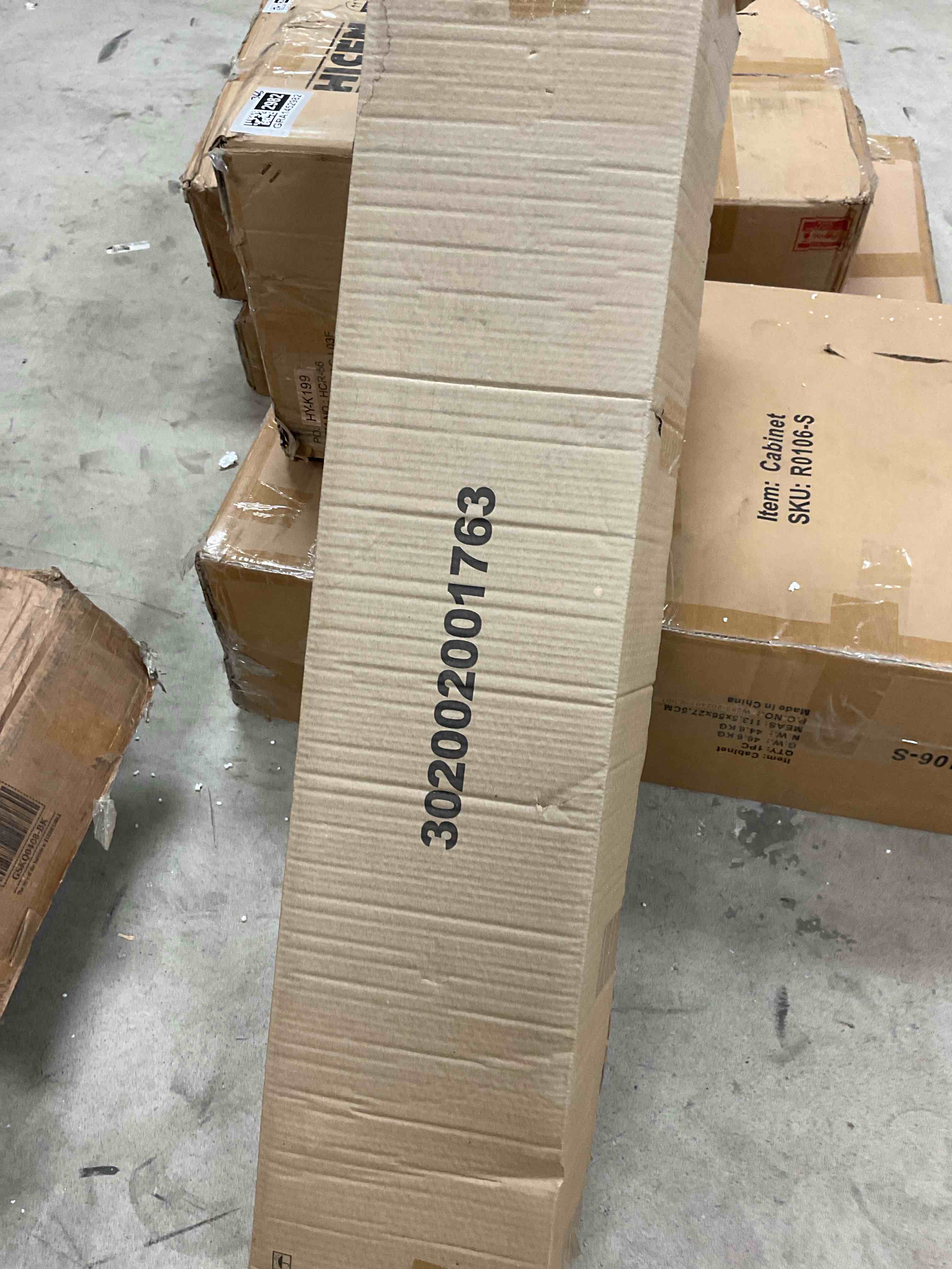 https://s3.amazonaws.com/lotting-images-prod/bidfta/GRA1452983_1753992967139.jpeg