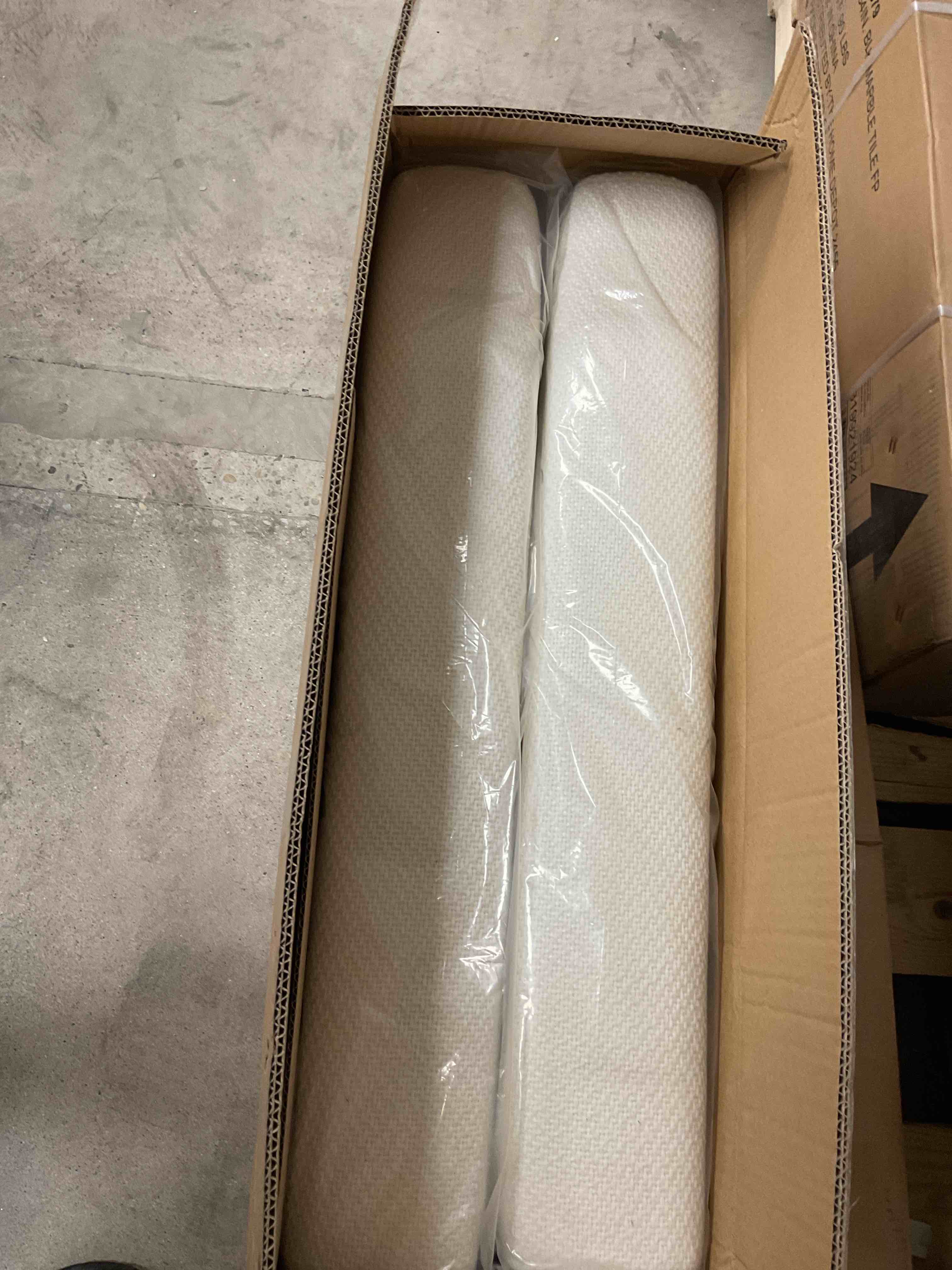 https://s3.amazonaws.com/lotting-images-prod/bidfta/GRA1453005_1754057788817.jpeg