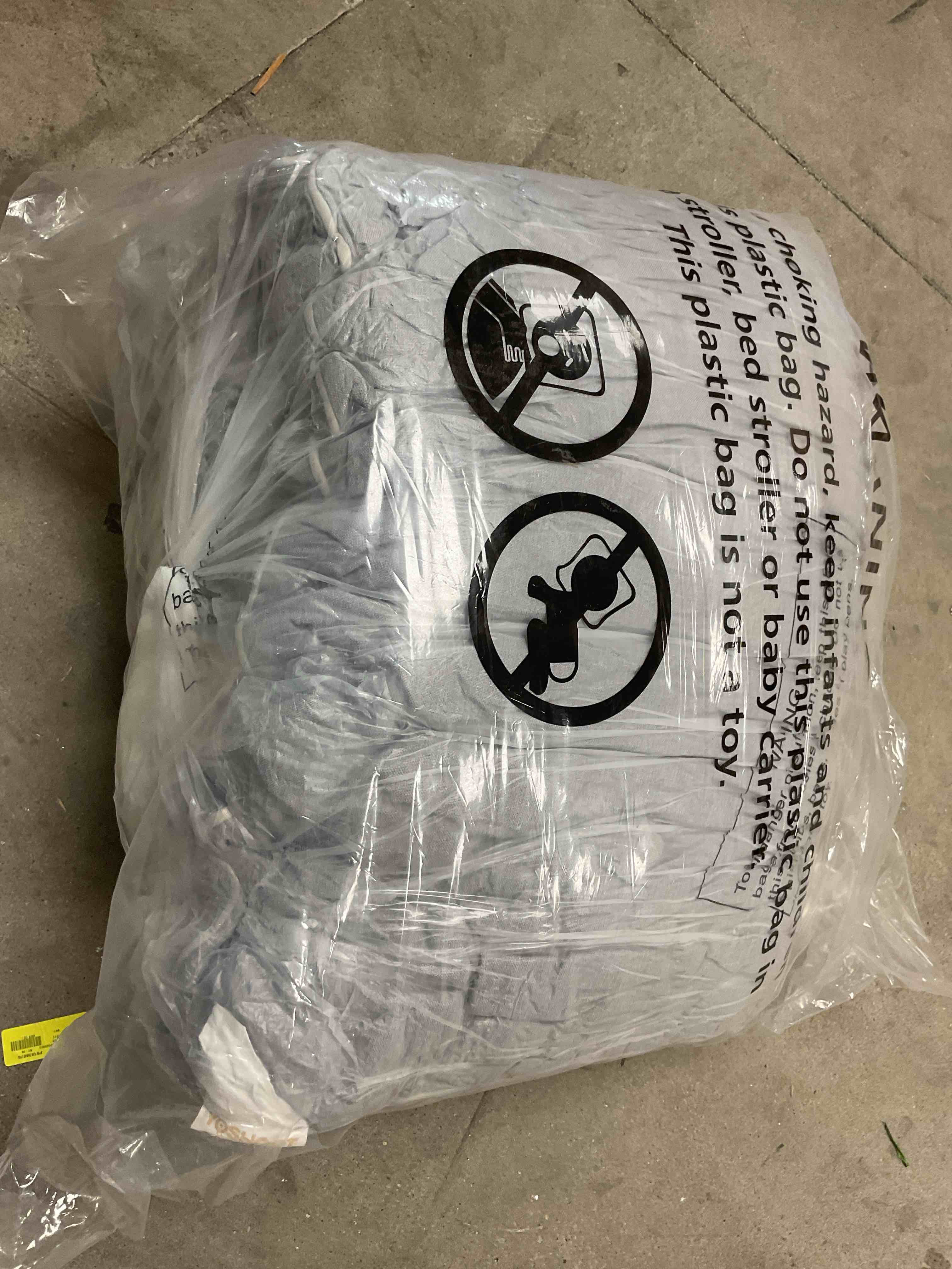 https://s3.amazonaws.com/lotting-images-prod/bidfta/GRA1453031_1754075405439.jpeg