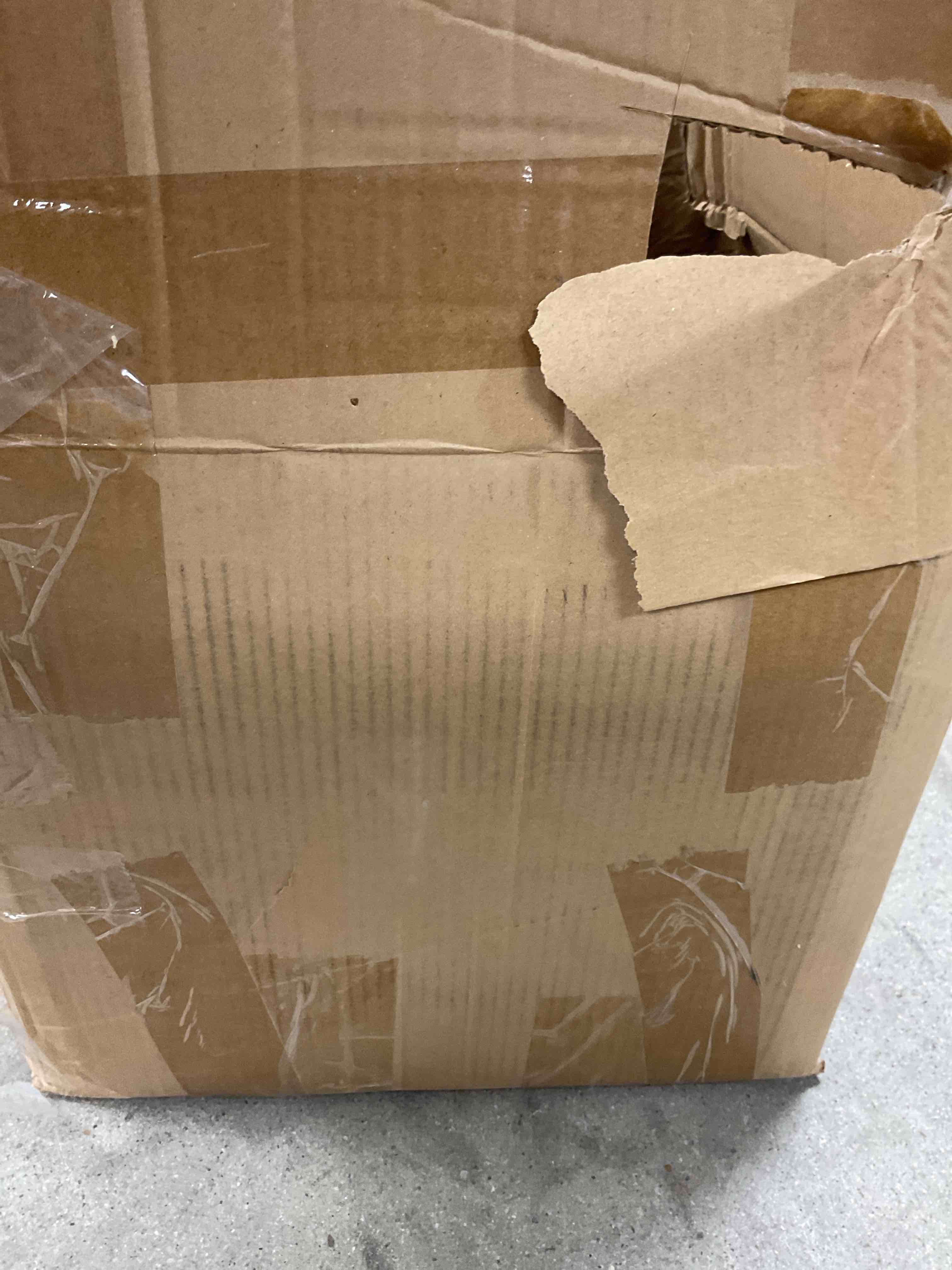 https://s3.amazonaws.com/lotting-images-prod/bidfta/GRA1453618_1754666832027.jpeg