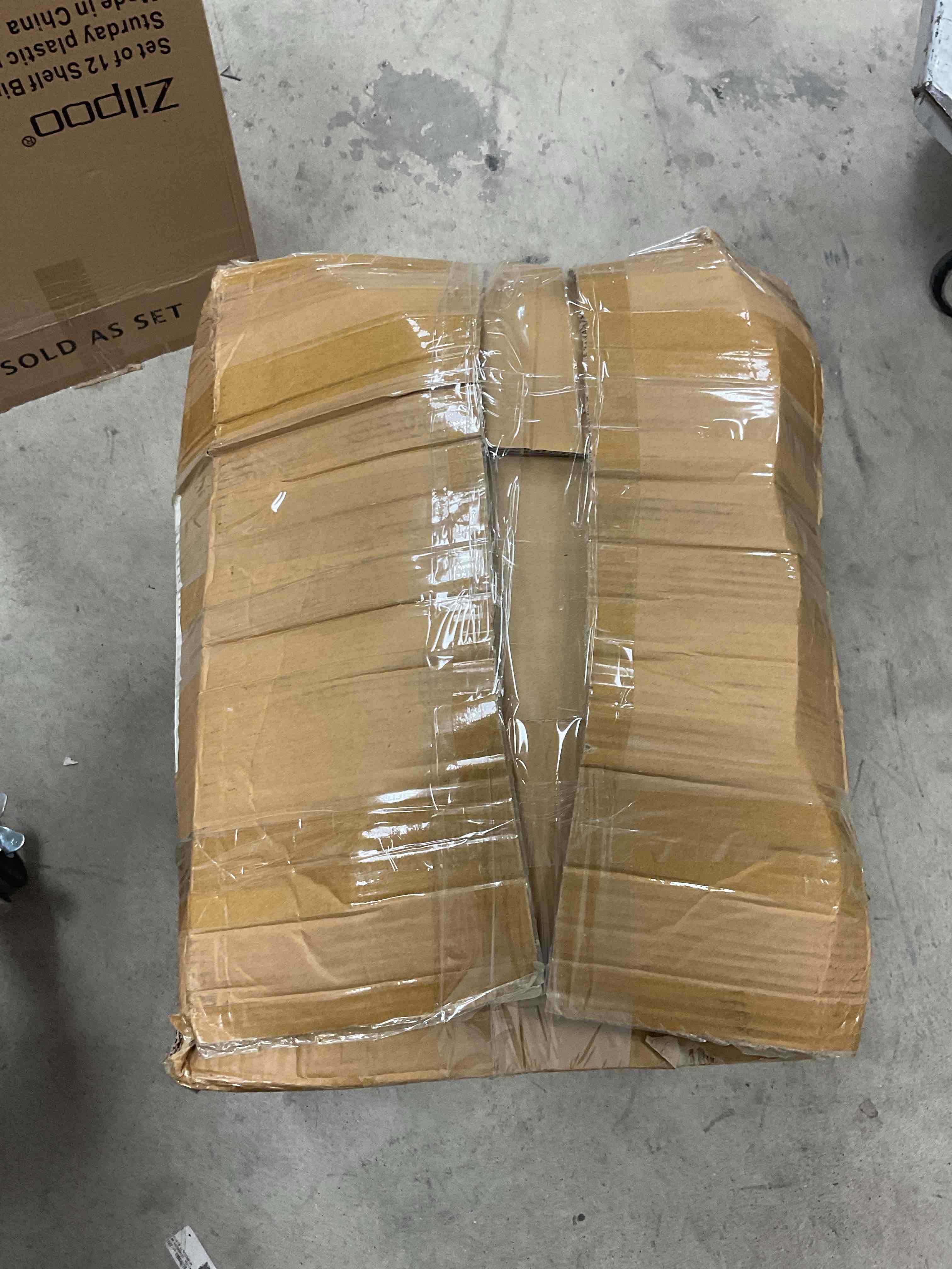 https://s3.amazonaws.com/lotting-images-prod/bidfta/GRA1453916_1755094882697.jpeg