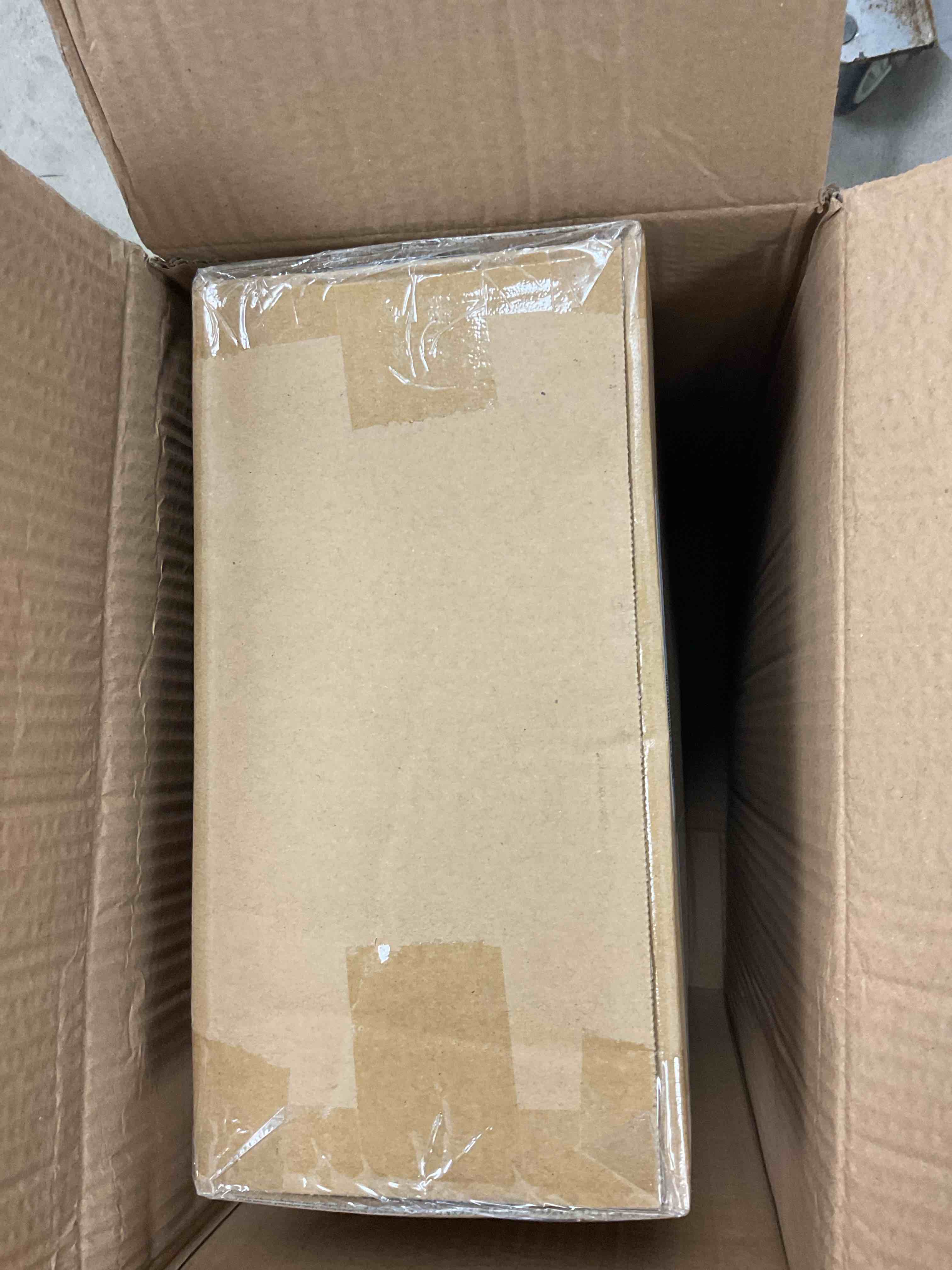 https://s3.amazonaws.com/lotting-images-prod/bidfta/GRA1453917_1755094995314.jpeg