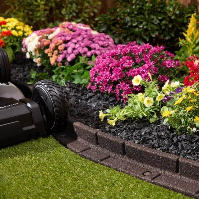 GroundSmart 4' Brown Roman Brick Rubber Landscape Edging, 2pk