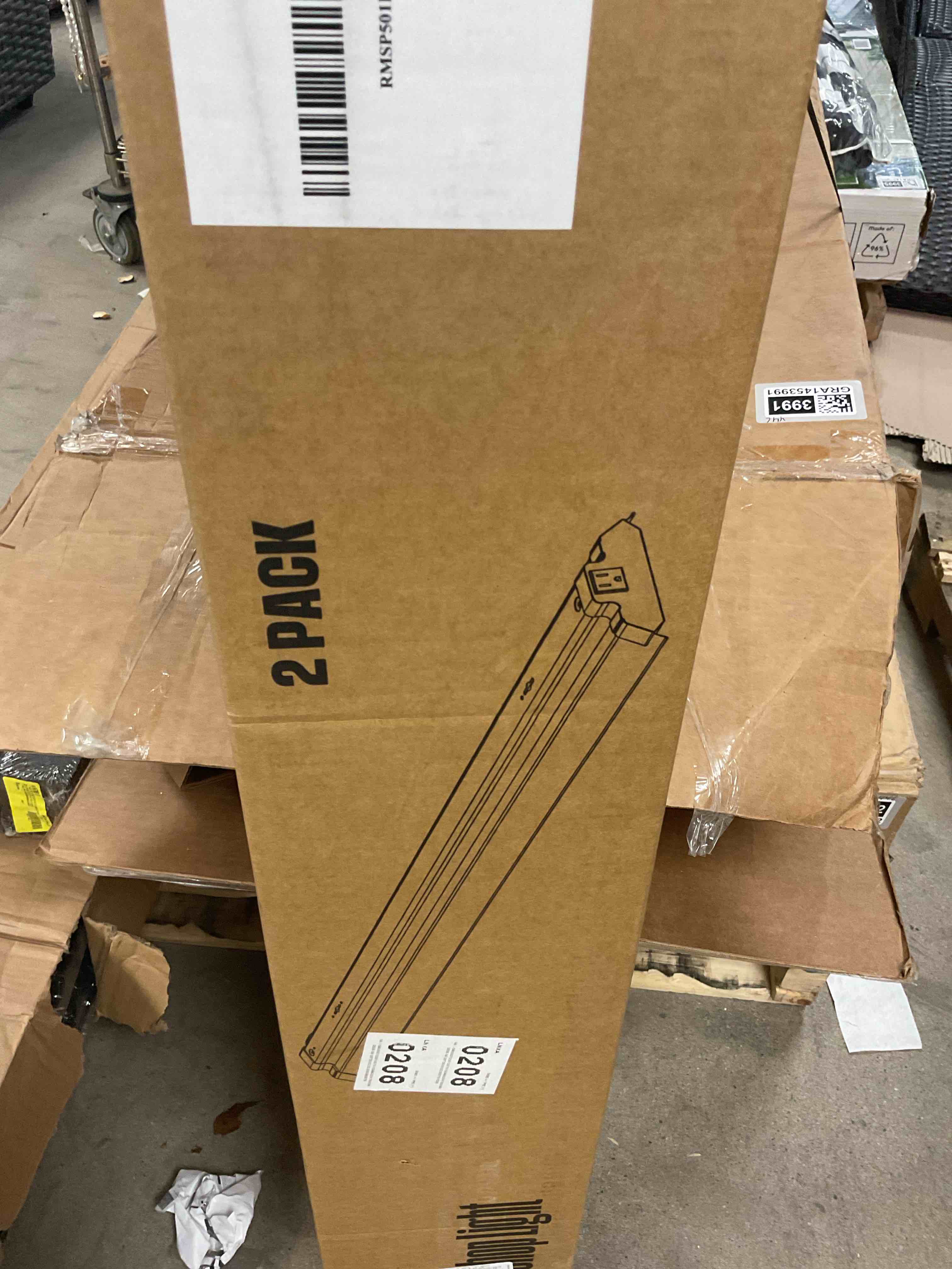 https://s3.amazonaws.com/lotting-images-prod/bidfta/GRA1454000_1755121418477.jpeg