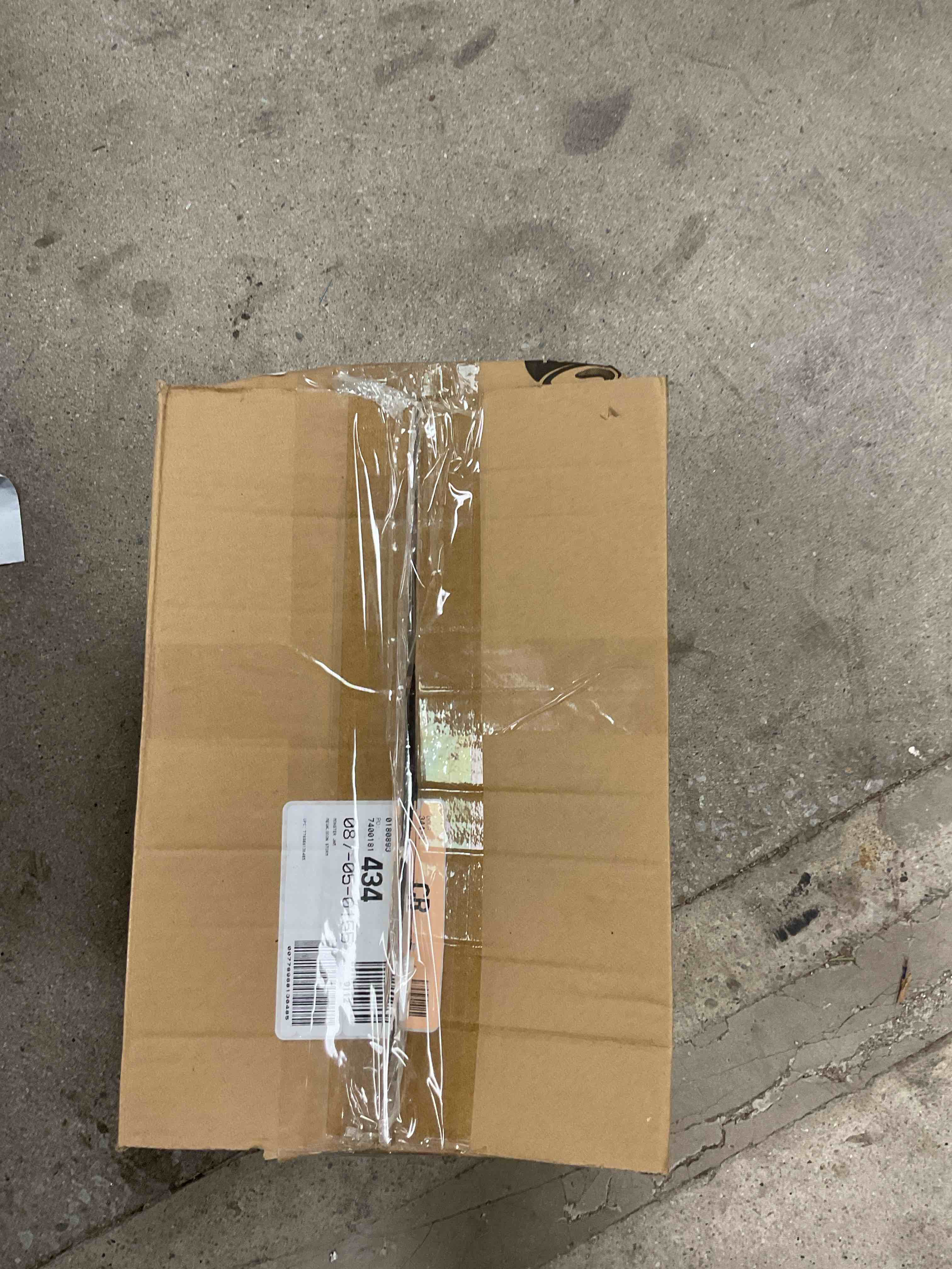 https://s3.amazonaws.com/lotting-images-prod/bidfta/GRA1454847_1756132350819.jpeg