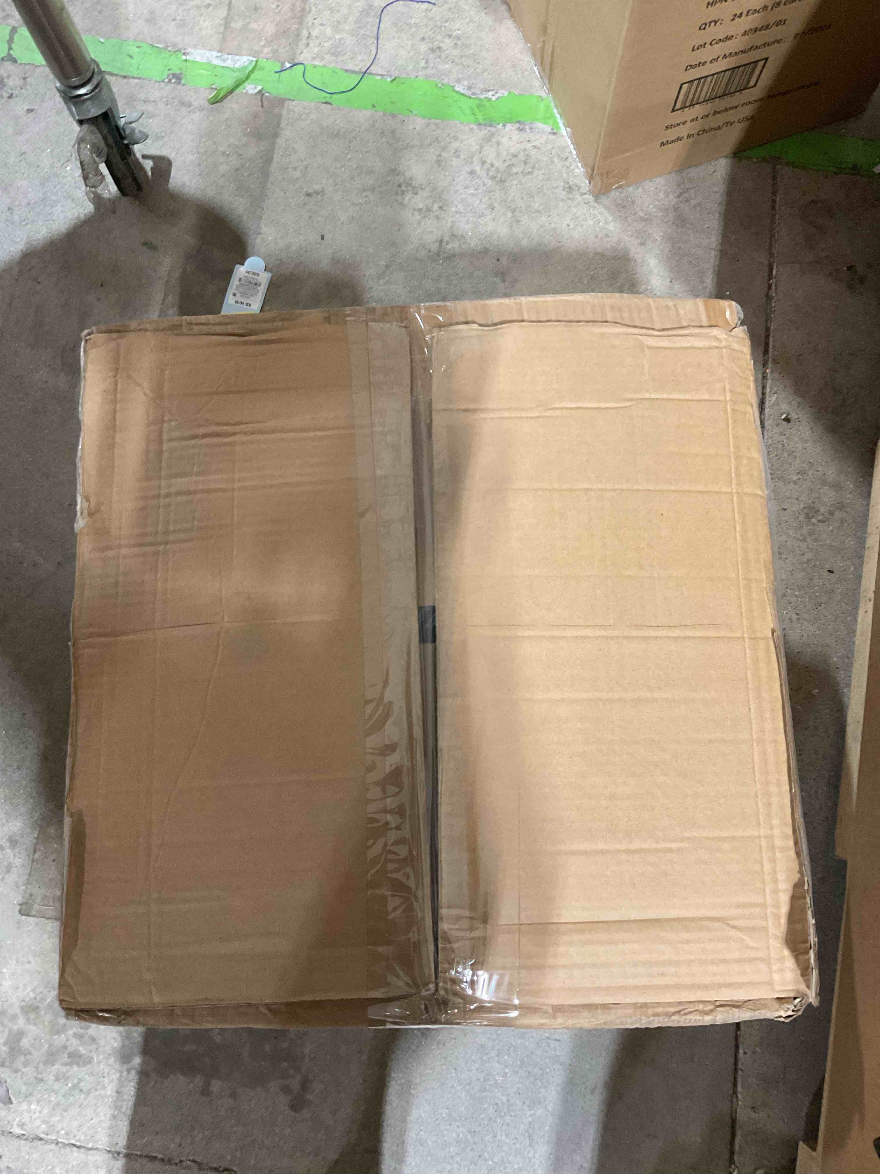 https://s3.amazonaws.com/lotting-images-prod/bidfta/GRA1455200_1756394536162.jpeg