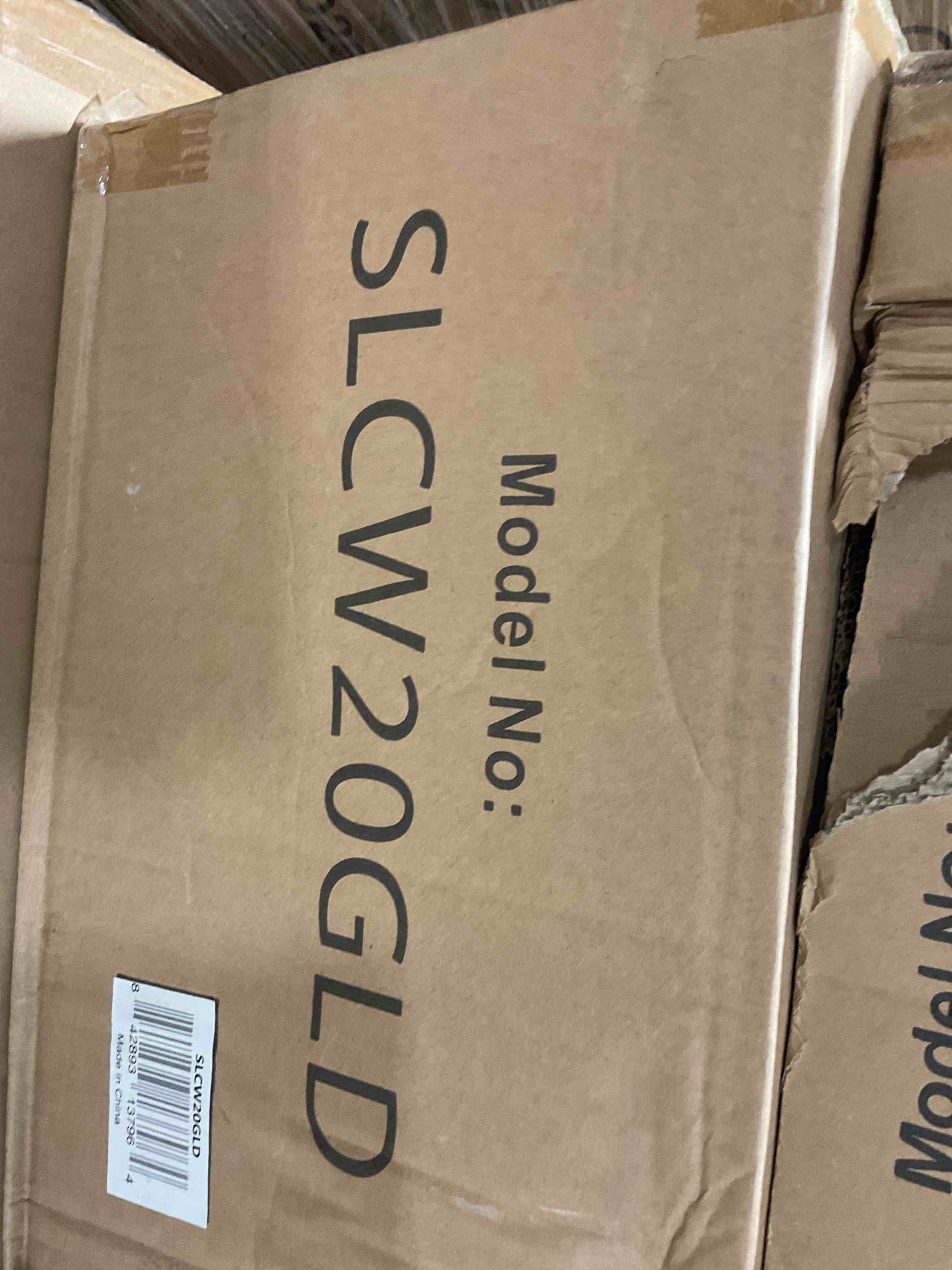 https://s3.amazonaws.com/lotting-images-prod/bidfta/GRA1455437_1756756847659.jpeg