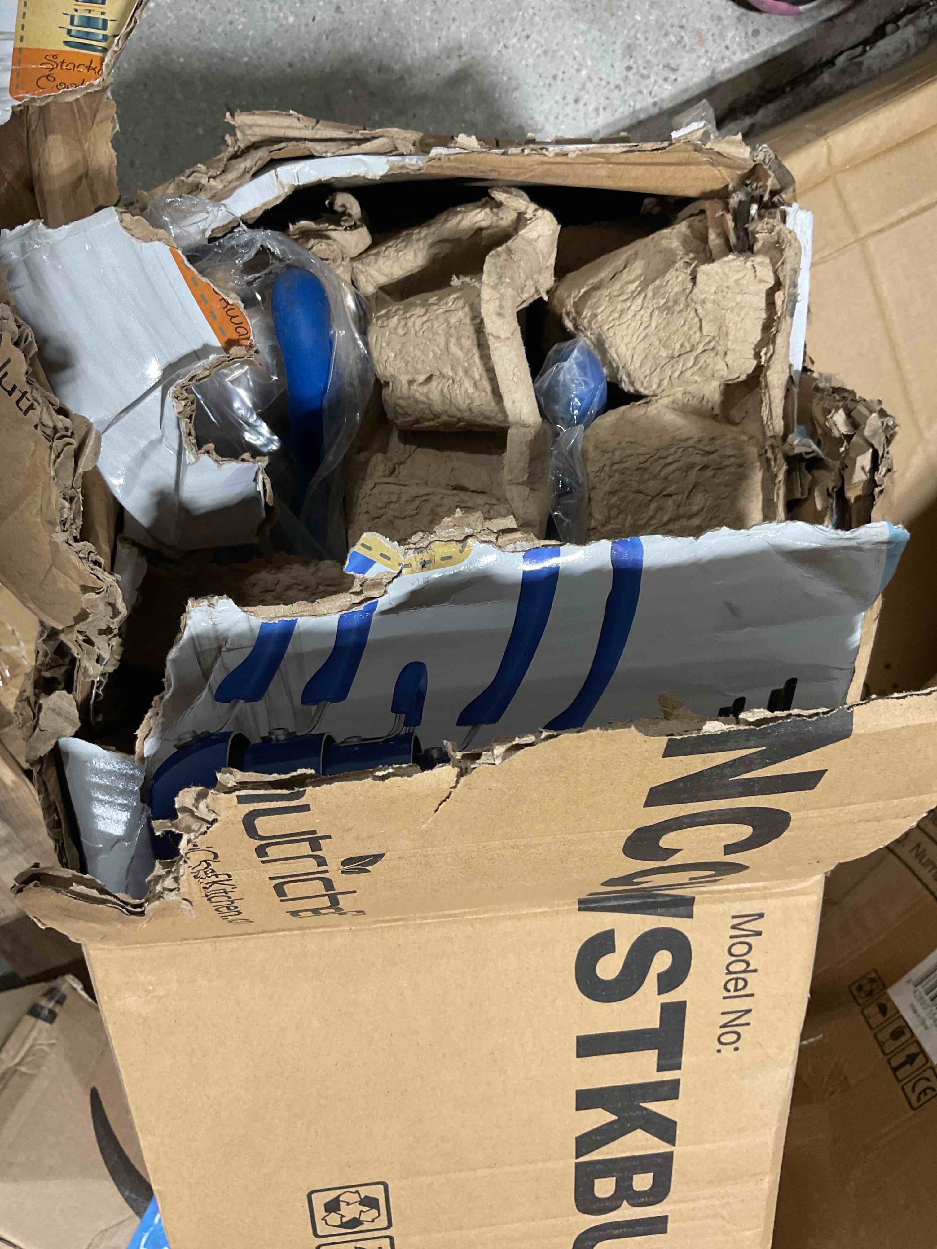 https://s3.amazonaws.com/lotting-images-prod/bidfta/GRA1455439_1756757222195.jpeg