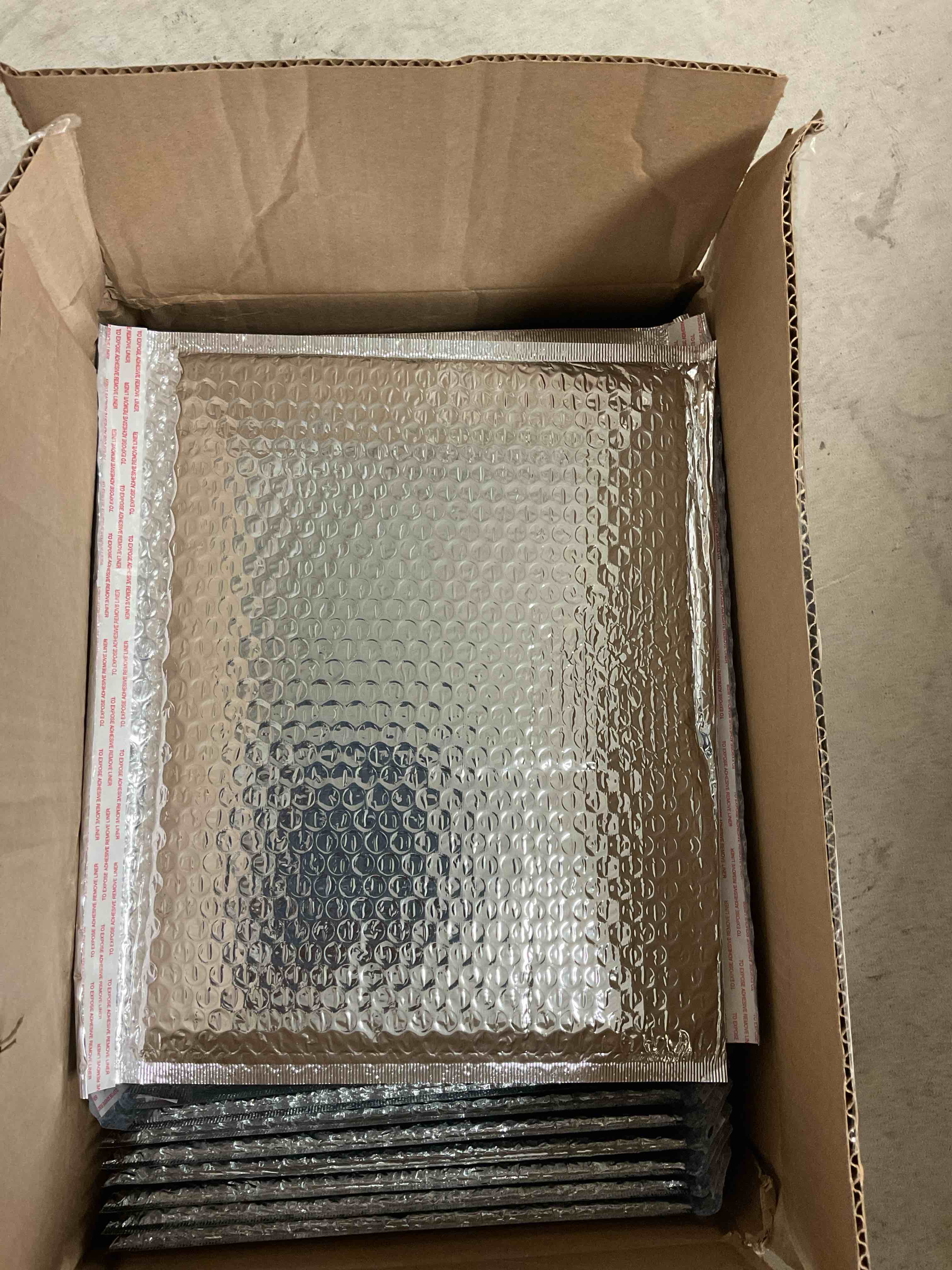 https://s3.amazonaws.com/lotting-images-prod/bidfta/GRA1455494_1756823329290.jpeg