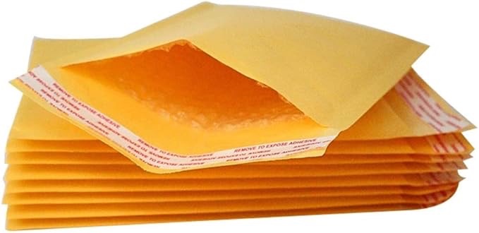 Kraft padded envelopes 10.5 x 15 Bubble Mailers 10 1/2 x 15 yellow bubble envelopes Peal and Seal. Golden cushion envelopes for shipping, mailing, packing. Laminated kraft paper. Wholesale