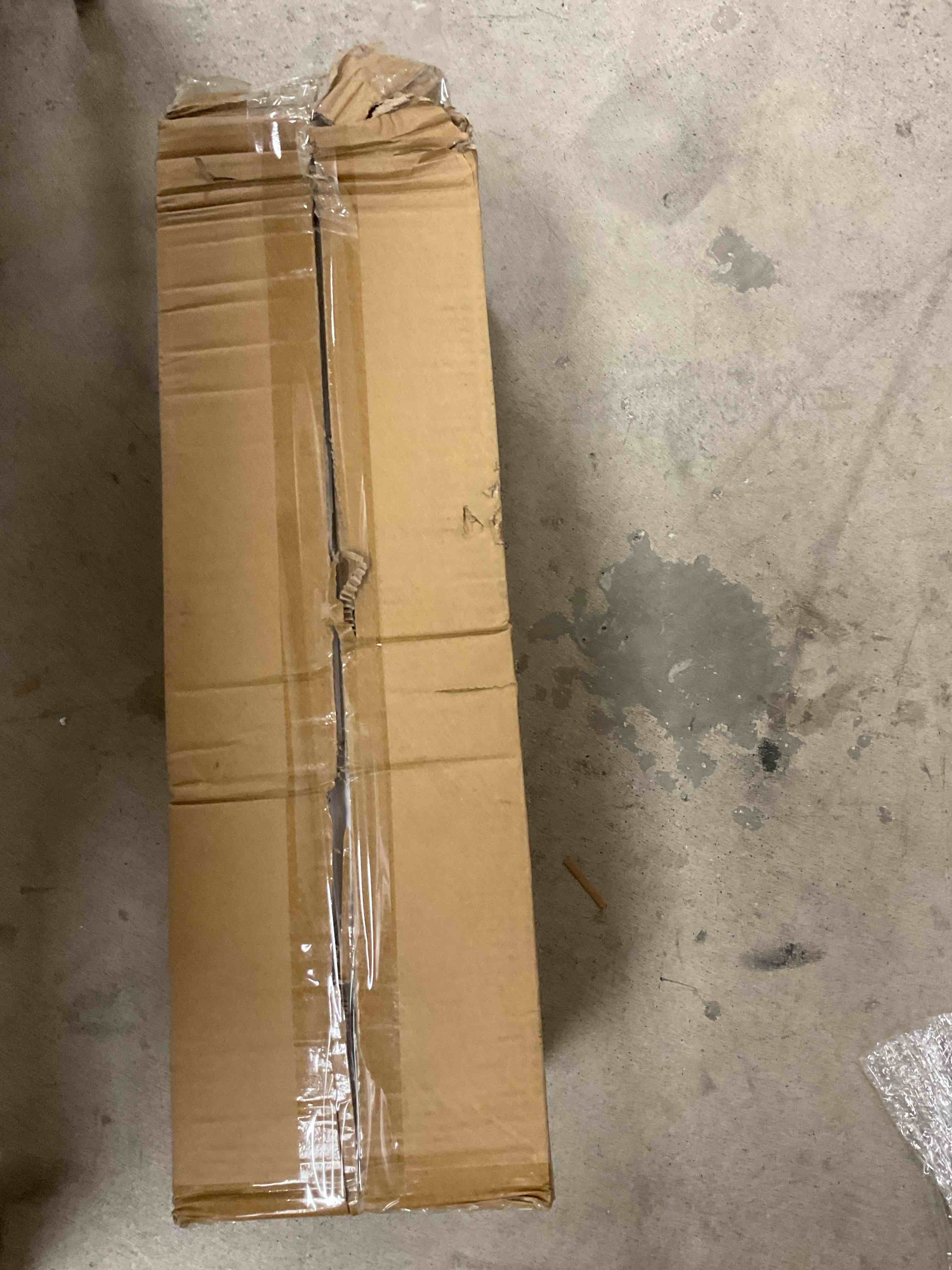 https://s3.amazonaws.com/lotting-images-prod/bidfta/GRA1455754_1756998642405.jpeg