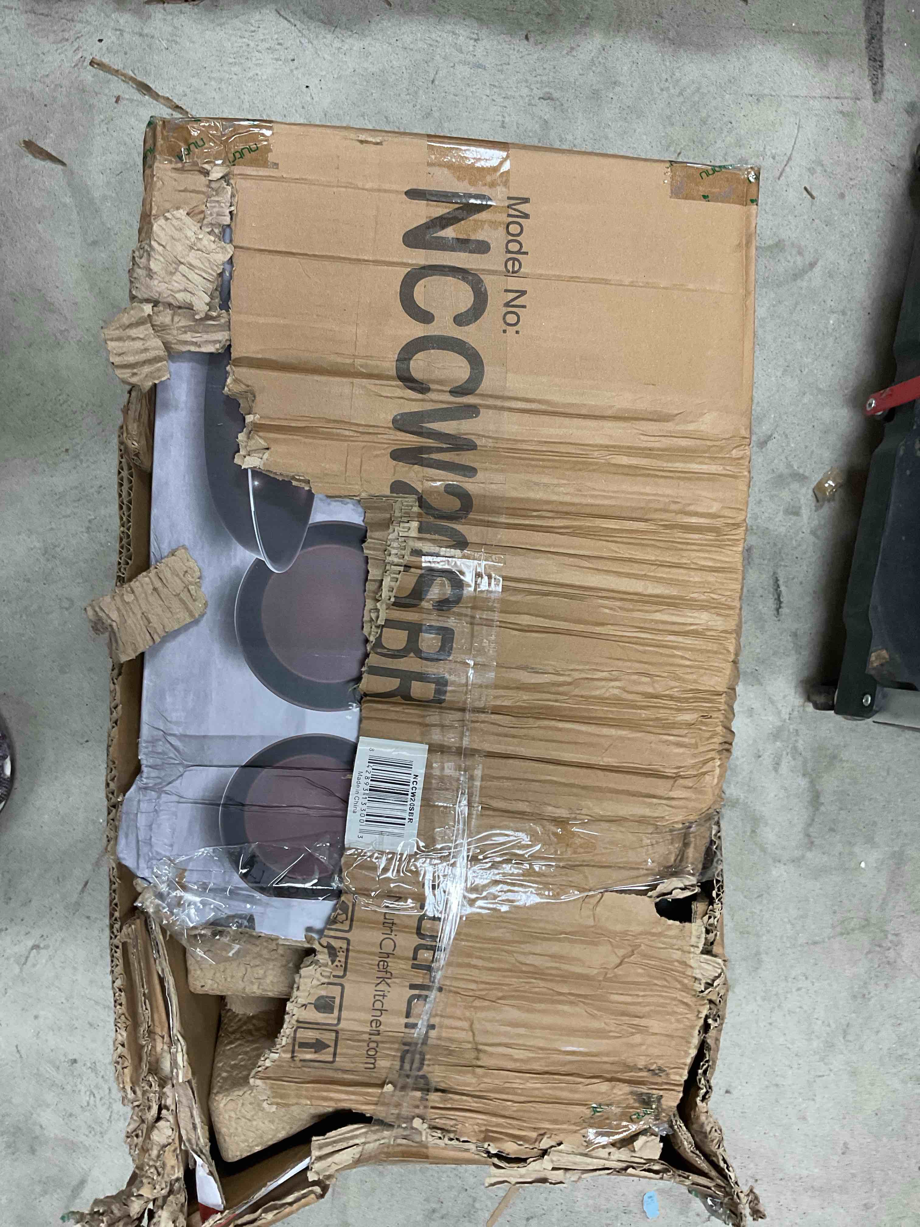 https://s3.amazonaws.com/lotting-images-prod/bidfta/GRA1455767_1757001279503.jpeg