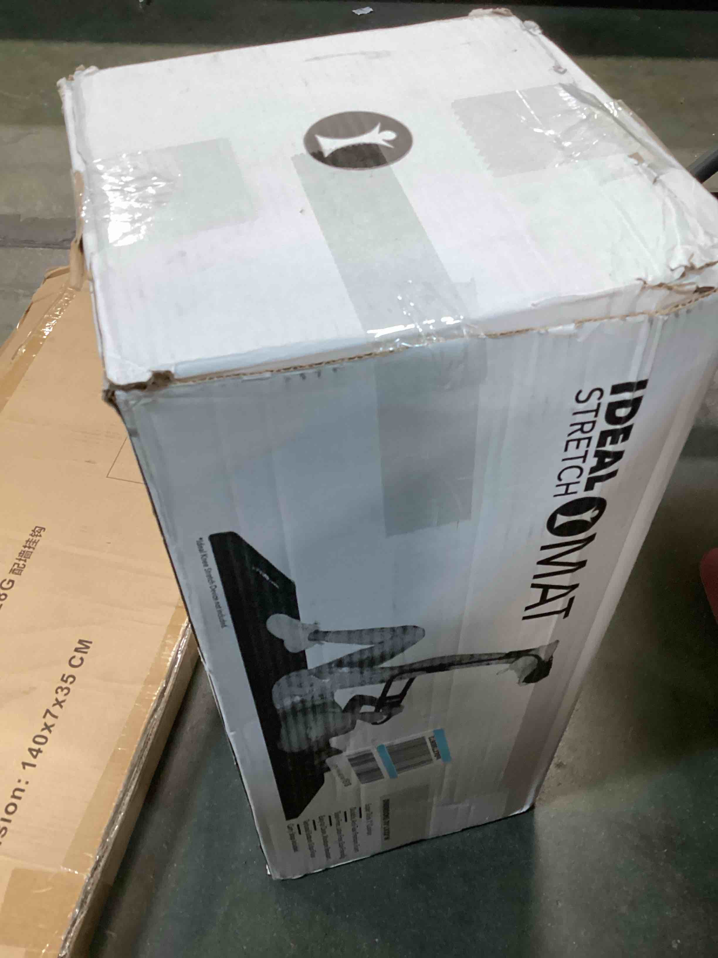 https://s3.amazonaws.com/lotting-images-prod/bidfta/GRA1456202_1732626527559.jpeg