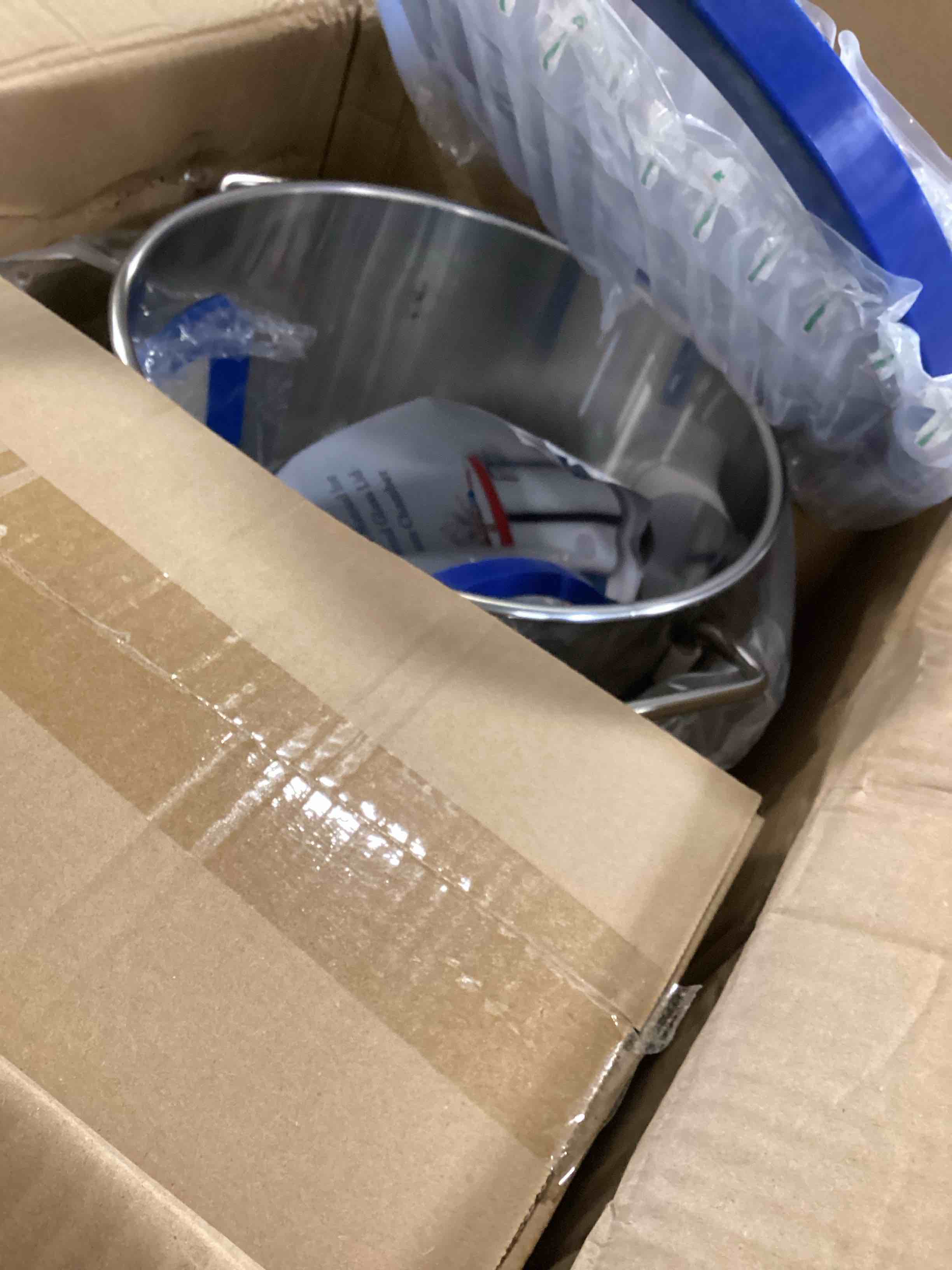 https://s3.amazonaws.com/lotting-images-prod/bidfta/GRA1456902_1733154480816.jpeg