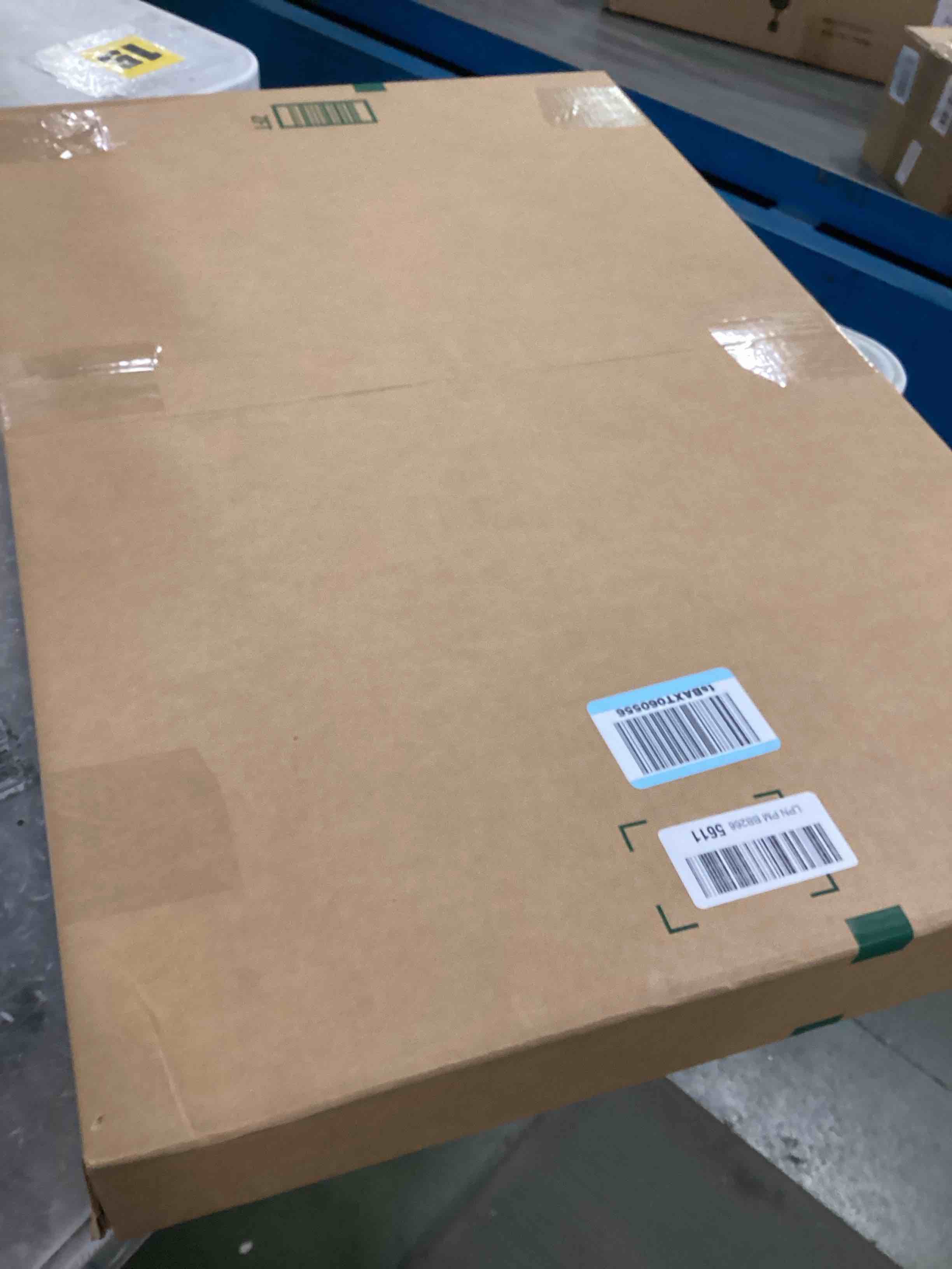 https://s3.amazonaws.com/lotting-images-prod/bidfta/GRA1457167_1733243081711.jpeg