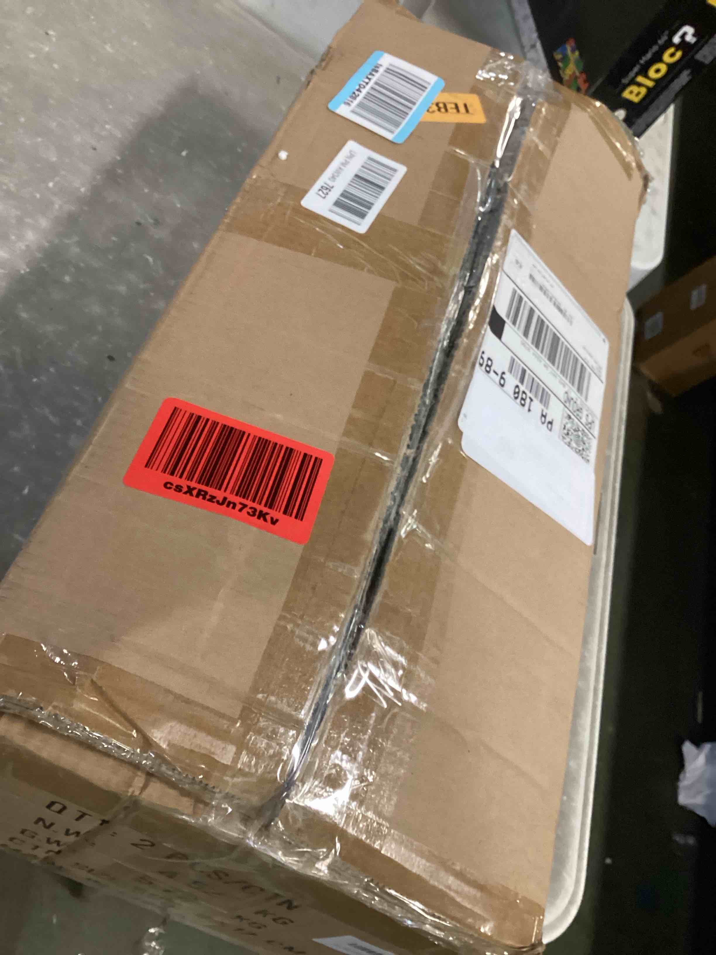 https://s3.amazonaws.com/lotting-images-prod/bidfta/GRA1457230_1733252982655.jpeg