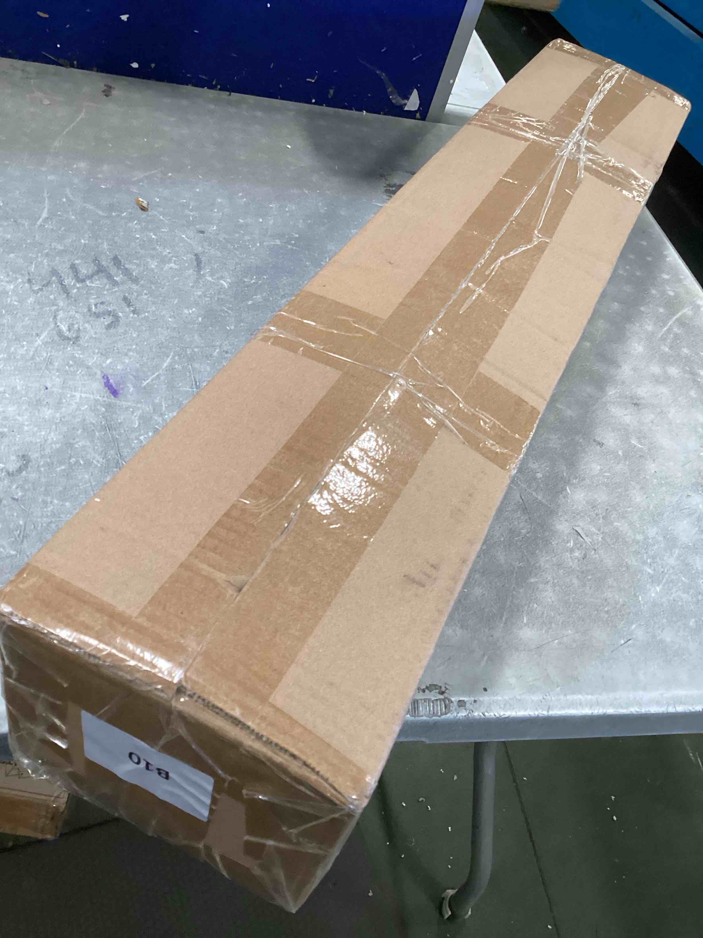 https://s3.amazonaws.com/lotting-images-prod/bidfta/GRA1457582_1733414469995.jpeg