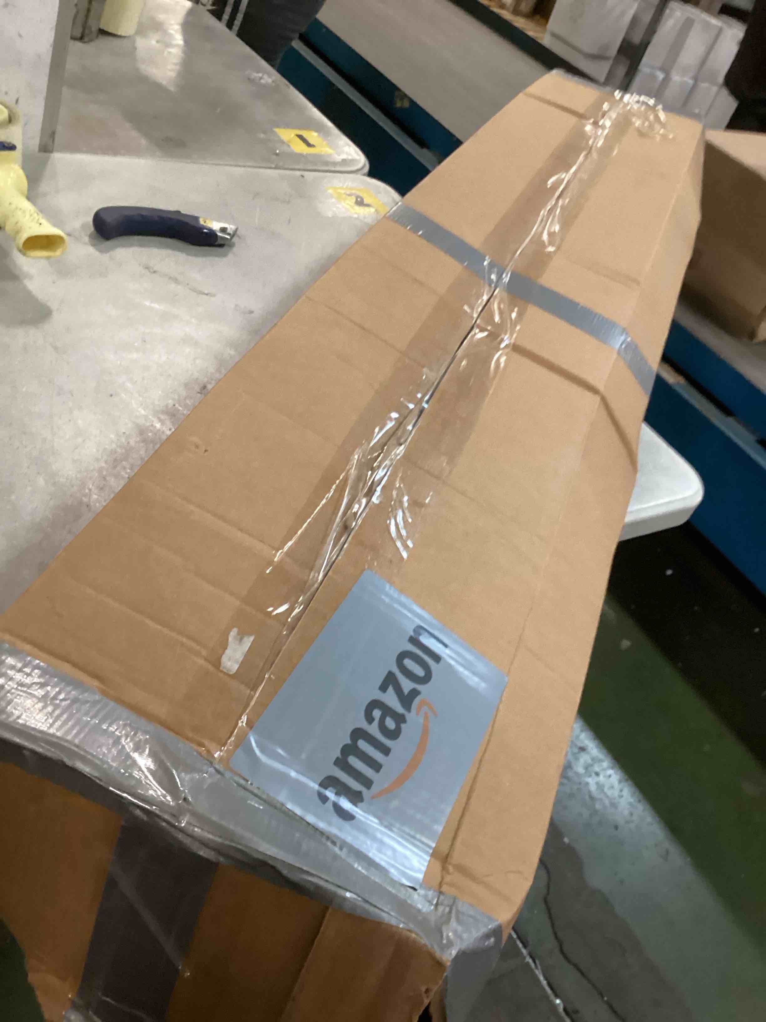 https://s3.amazonaws.com/lotting-images-prod/bidfta/GRA1458043_1733763170513.jpeg