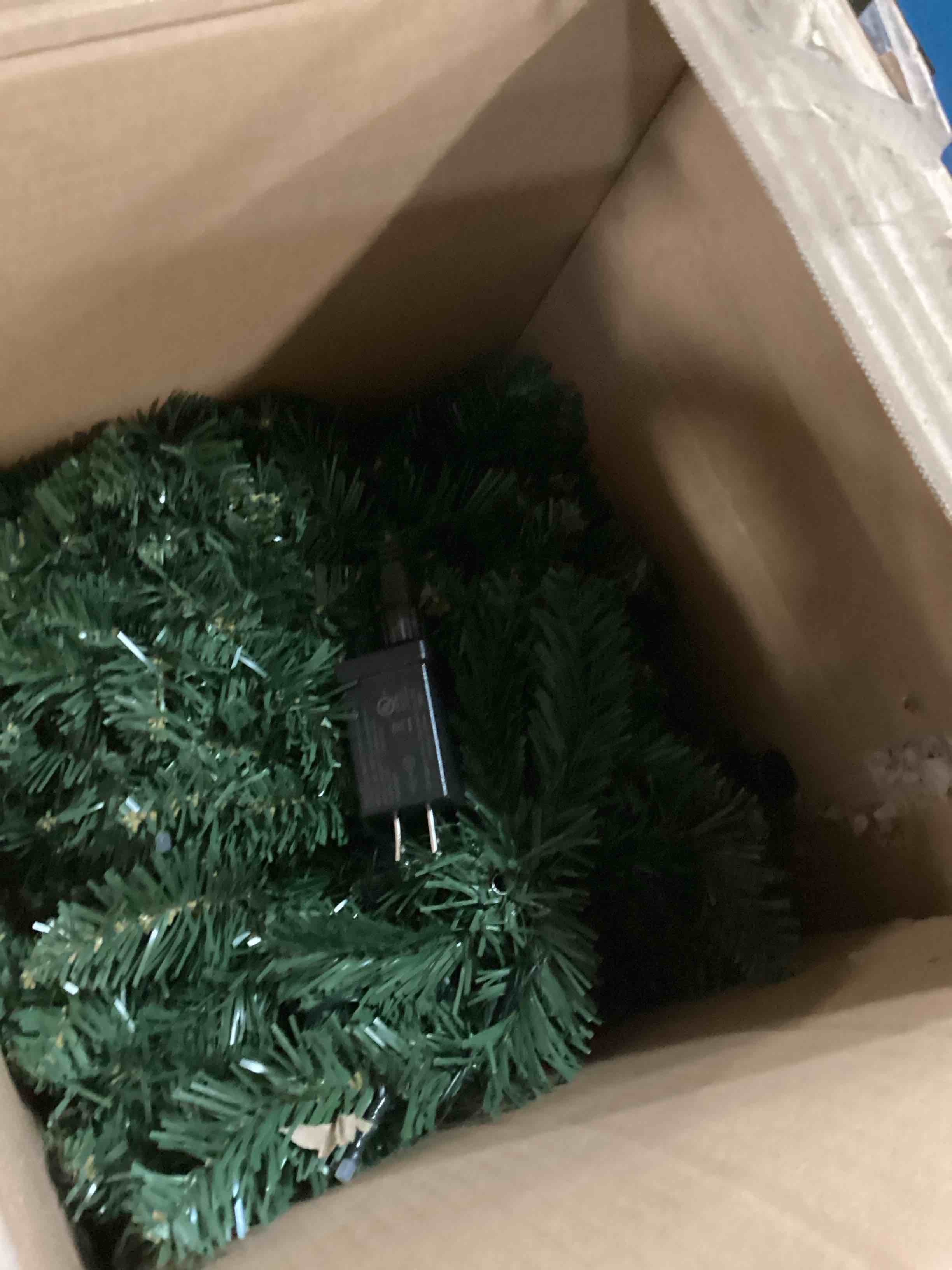 https://s3.amazonaws.com/lotting-images-prod/bidfta/GRA1458290_1733857588707.jpeg