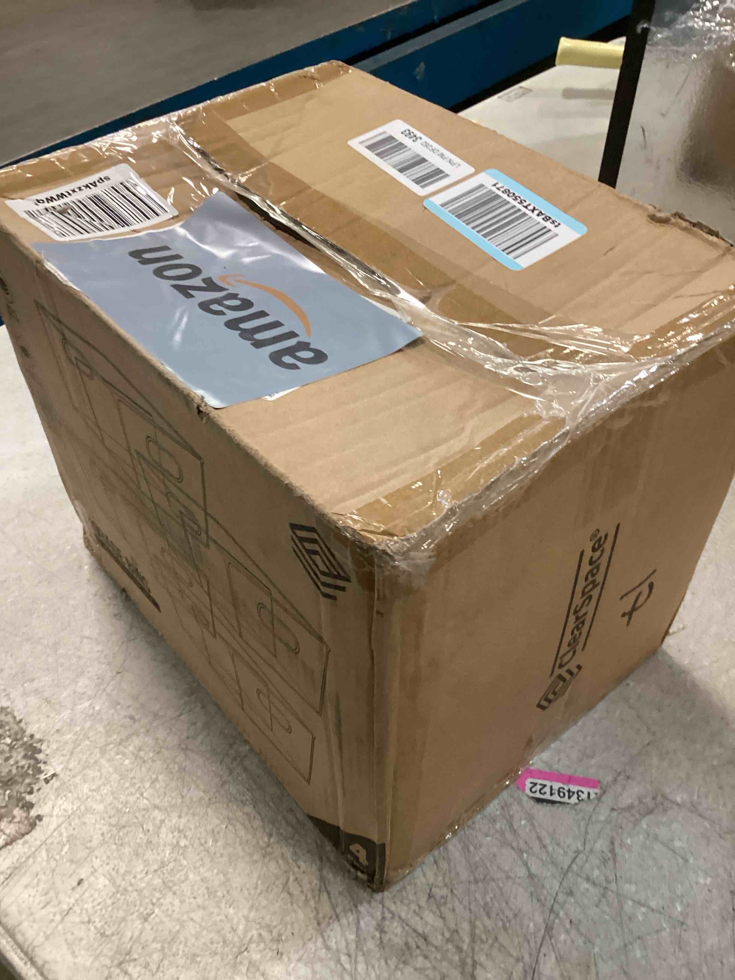 https://s3.amazonaws.com/lotting-images-prod/bidfta/GRA1458654_1734012426869.jpeg