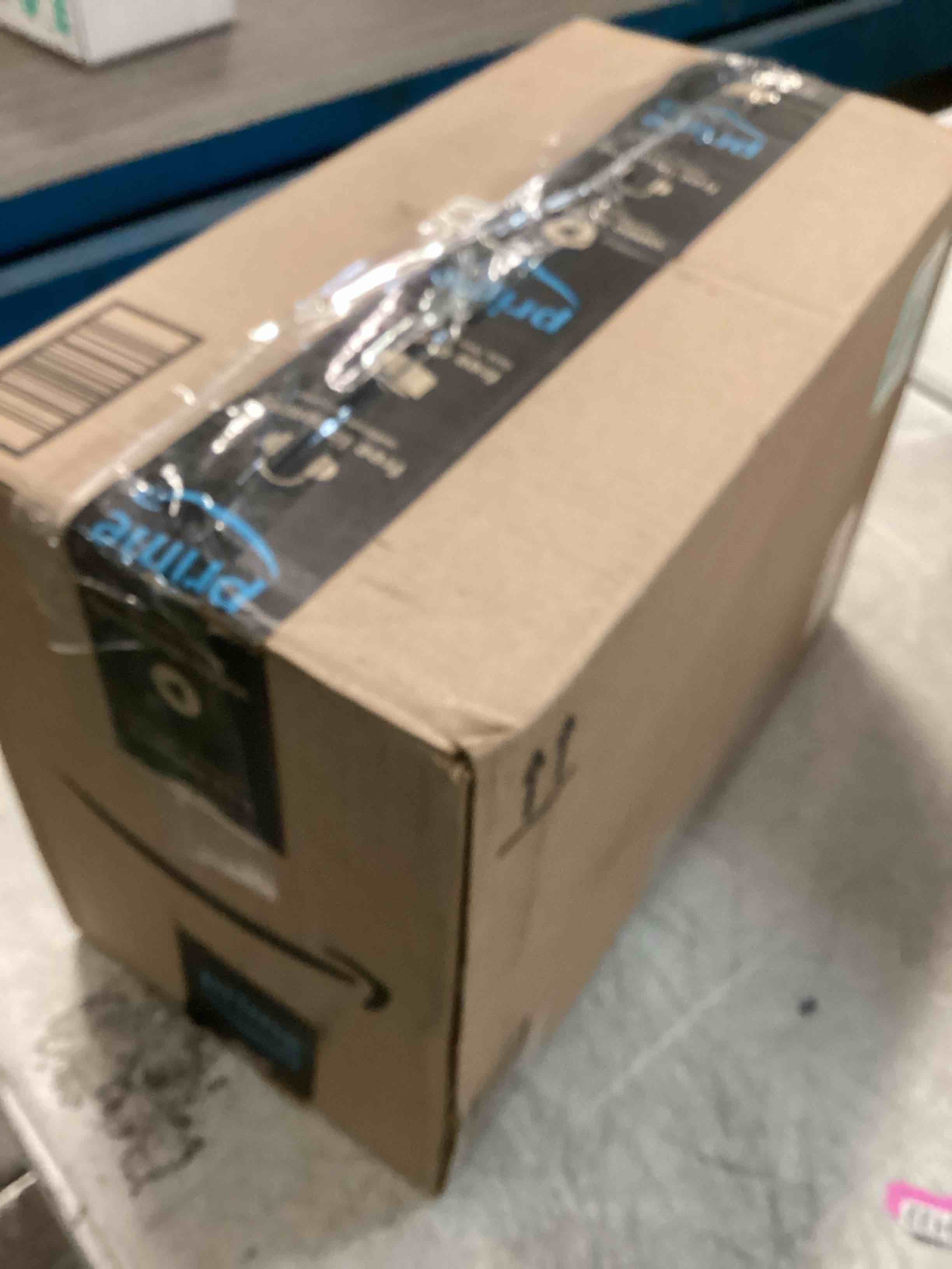 https://s3.amazonaws.com/lotting-images-prod/bidfta/GRA1458822_1734038275862.jpeg