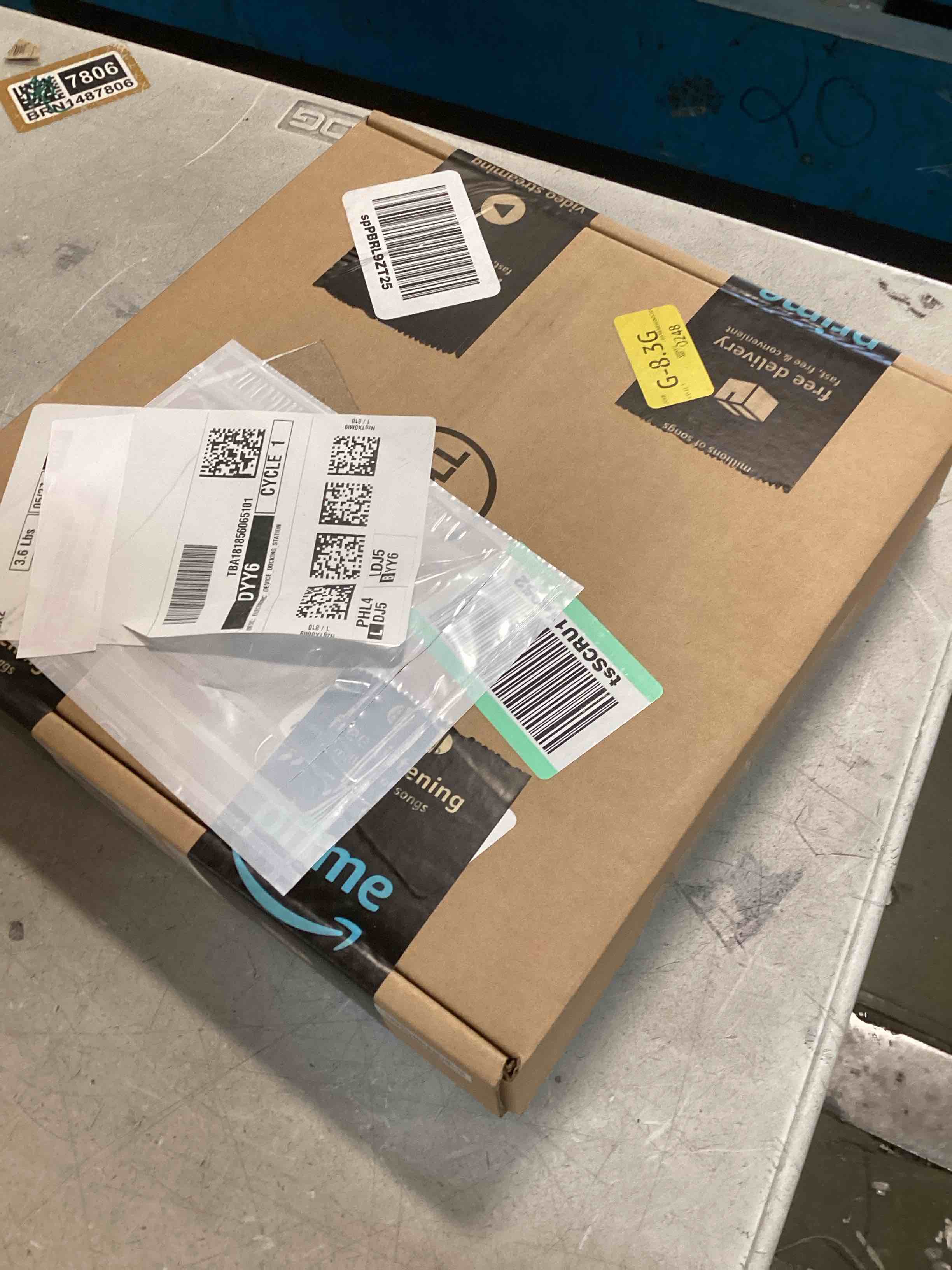 https://s3.amazonaws.com/lotting-images-prod/bidfta/GRA1458923_1734108307796.jpeg