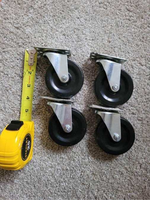 Castors a set of 8