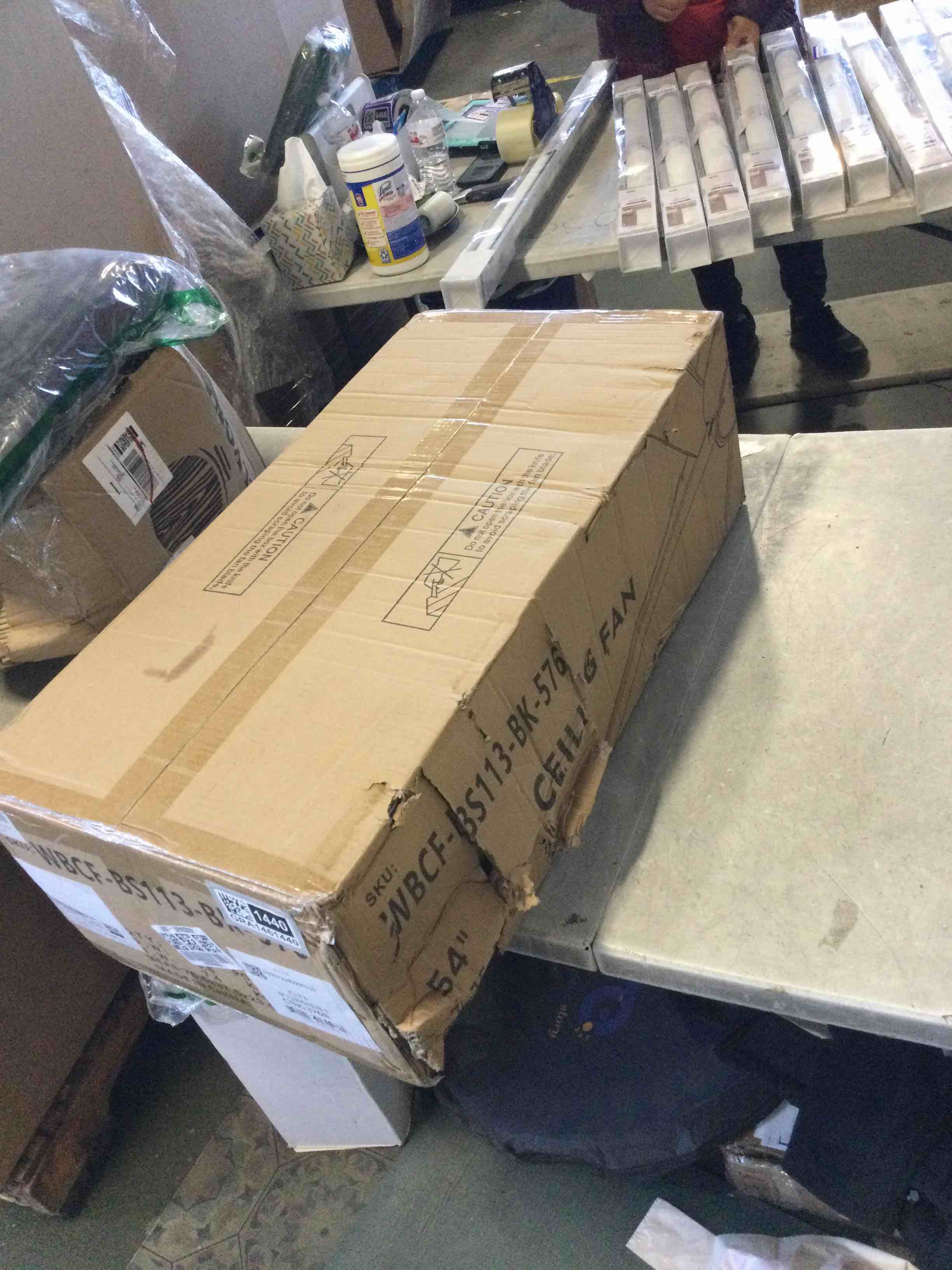 https://s3.amazonaws.com/lotting-images-prod/bidfta/GRA1461440_1734457964630.jpeg