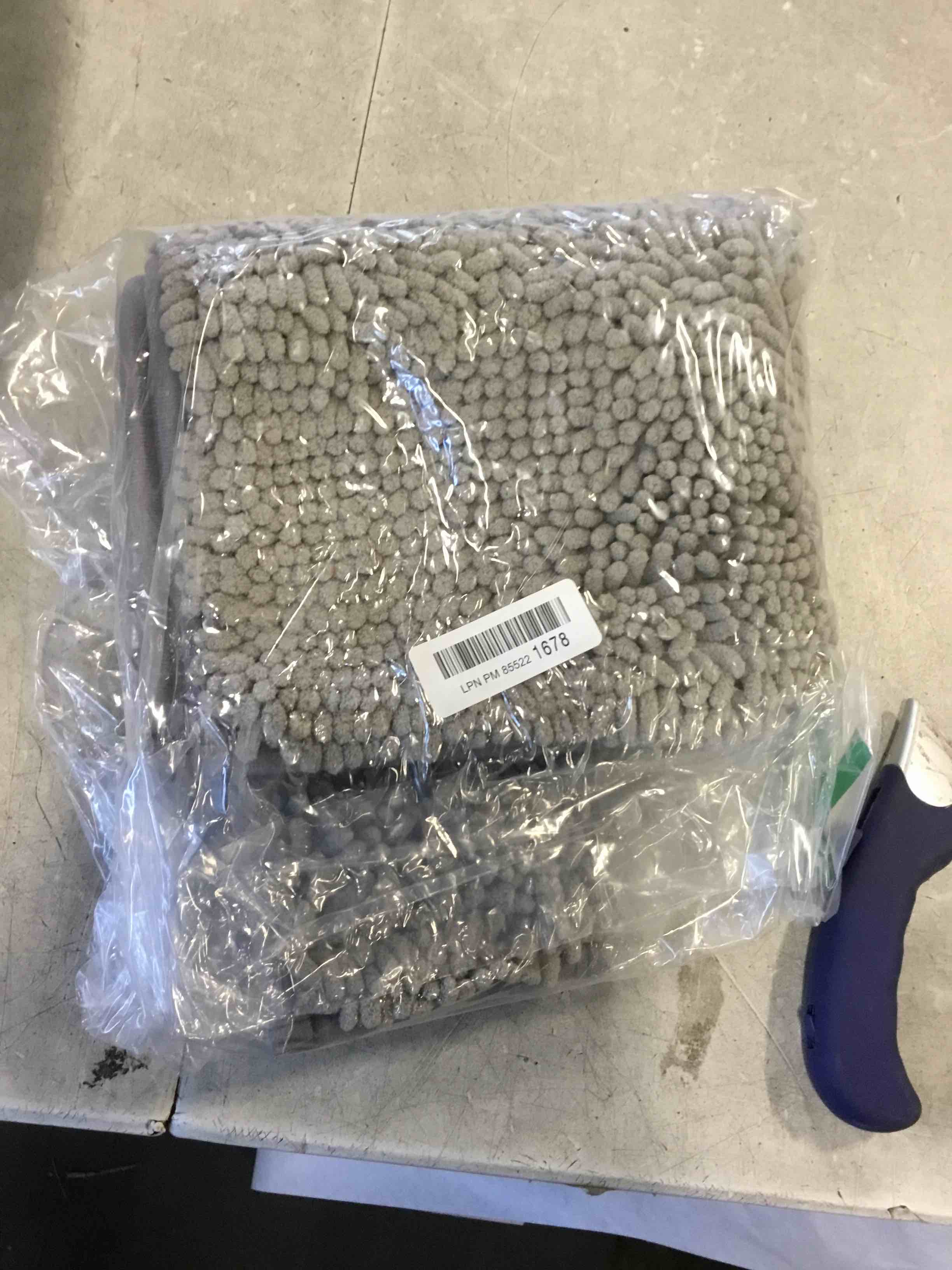 https://s3.amazonaws.com/lotting-images-prod/bidfta/GRA1461784_1734964784060.jpeg