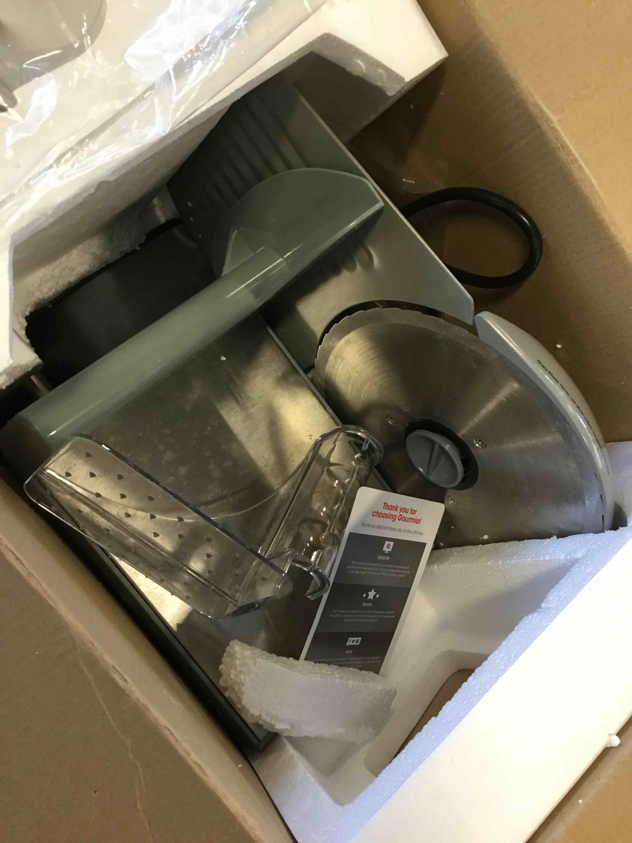 https://s3.amazonaws.com/lotting-images-prod/bidfta/GRA1461792_1734965746063.jpeg