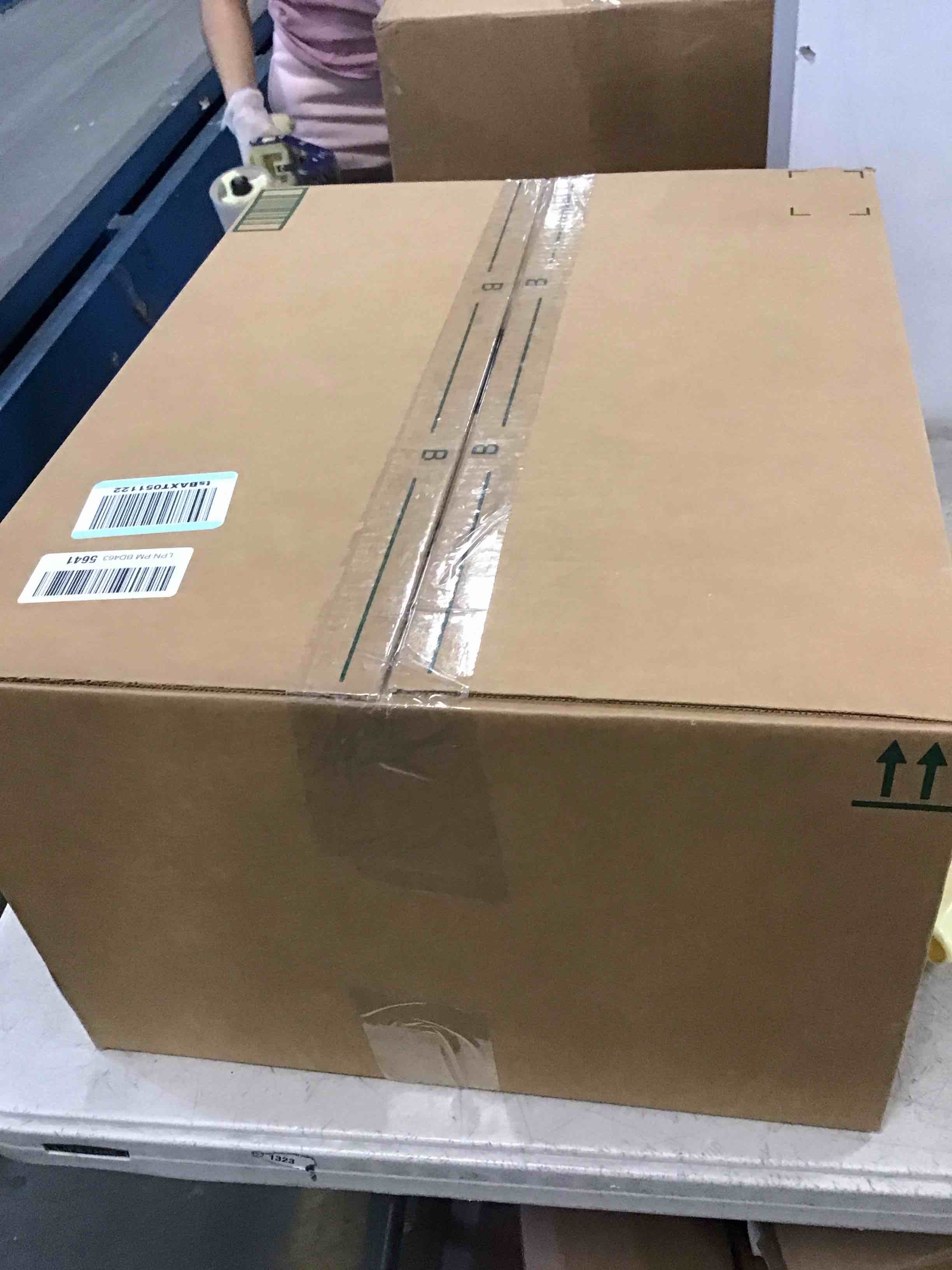 https://s3.amazonaws.com/lotting-images-prod/bidfta/GRA1462215_1733418598711.jpeg