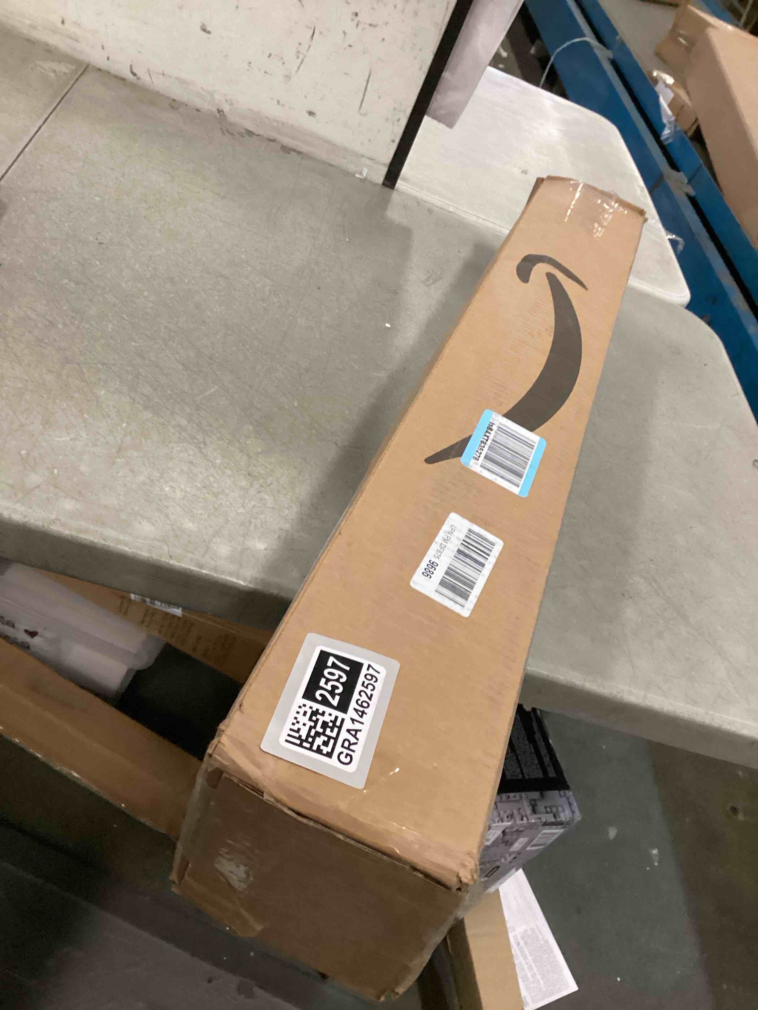 https://s3.amazonaws.com/lotting-images-prod/bidfta/GRA1462597_1733516791554.jpeg