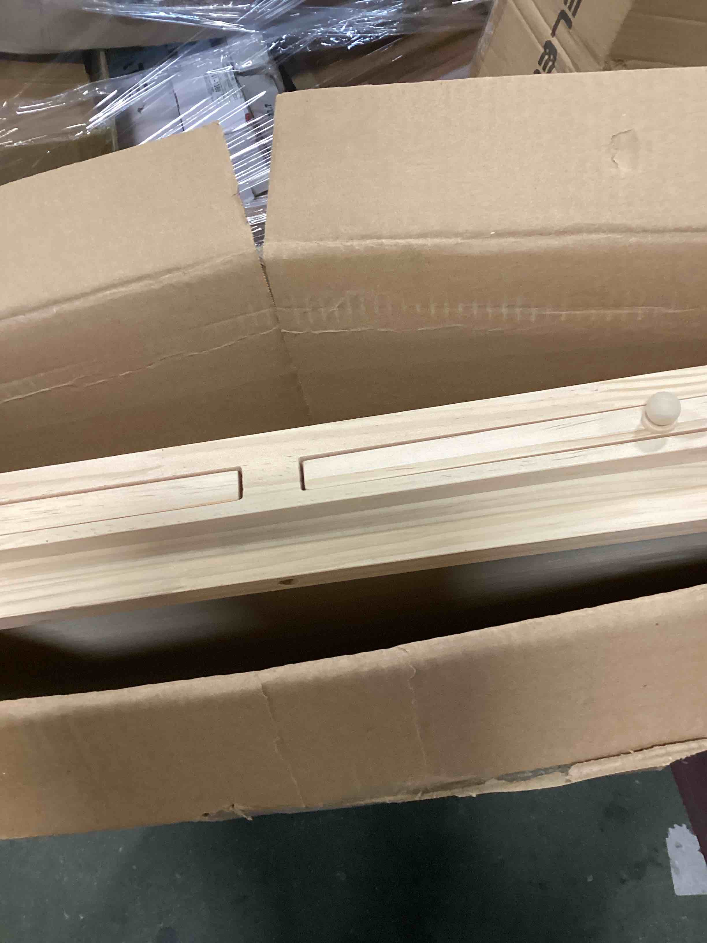 https://s3.amazonaws.com/lotting-images-prod/bidfta/GRA1462765_1733925178548.jpeg
