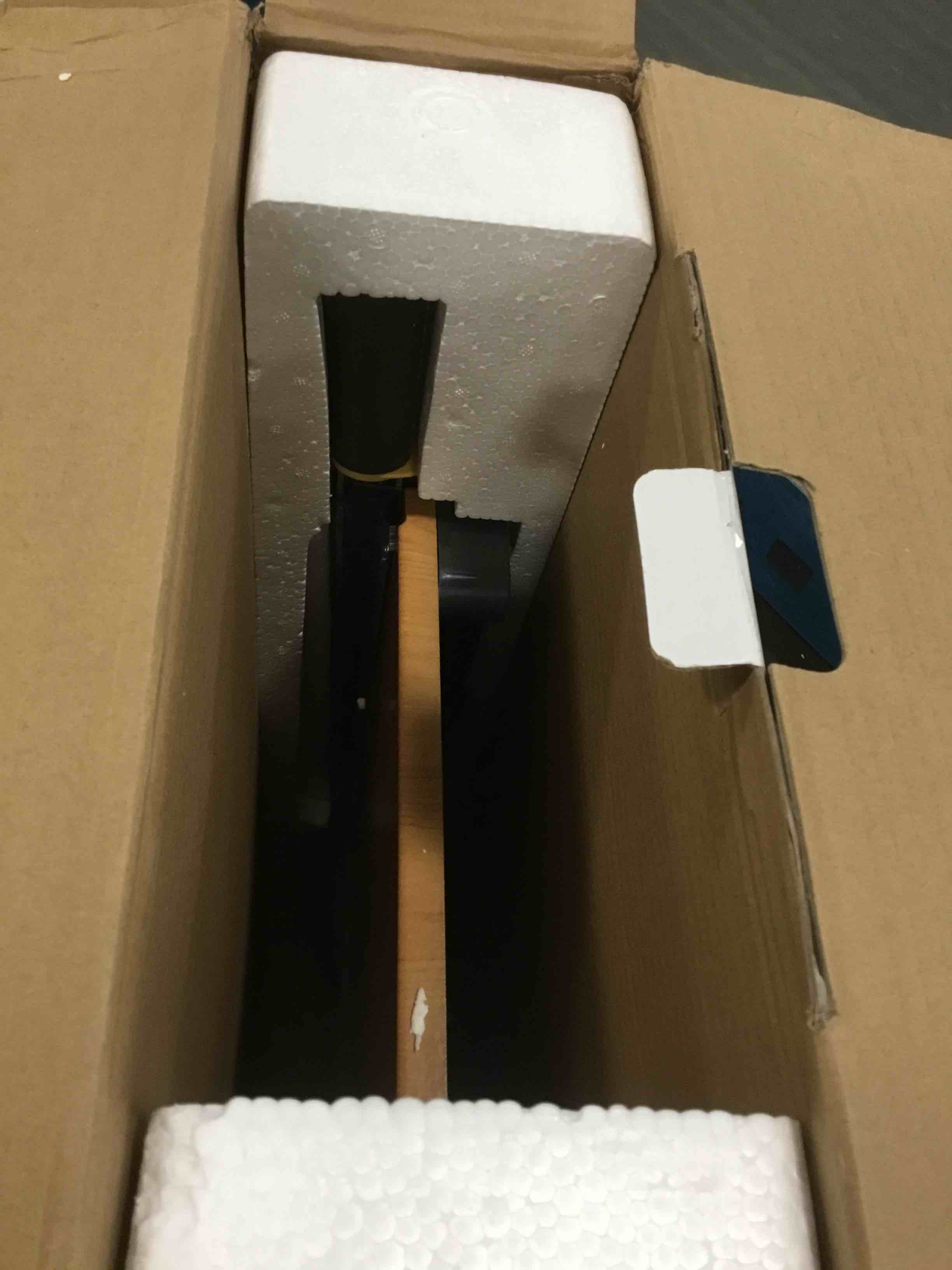 https://s3.amazonaws.com/lotting-images-prod/bidfta/GRA1462989_1733962855261.jpeg
