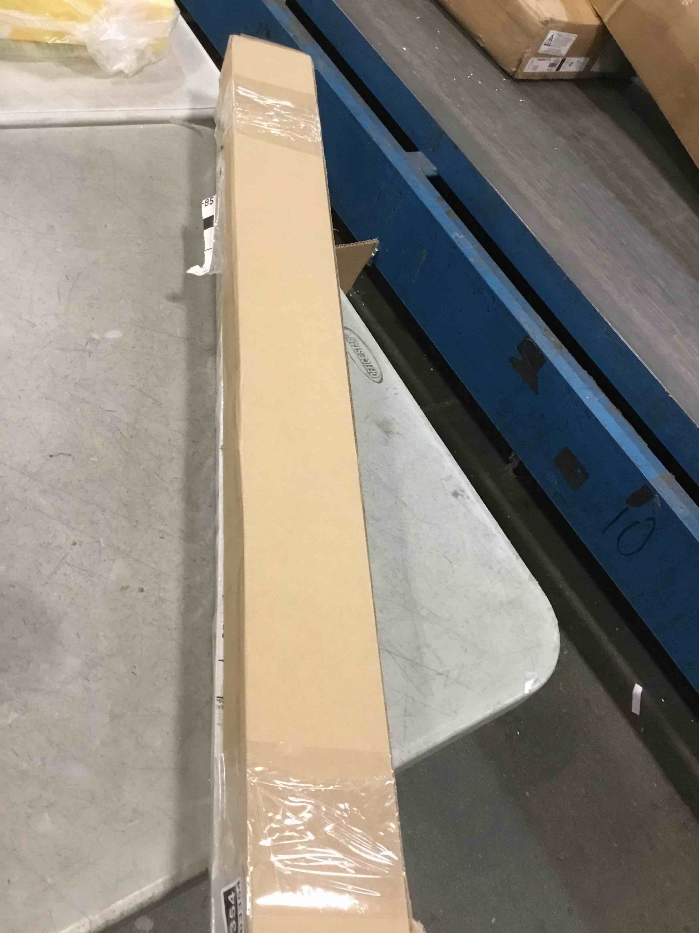https://s3.amazonaws.com/lotting-images-prod/bidfta/GRA1463354_1734144629279.jpeg
