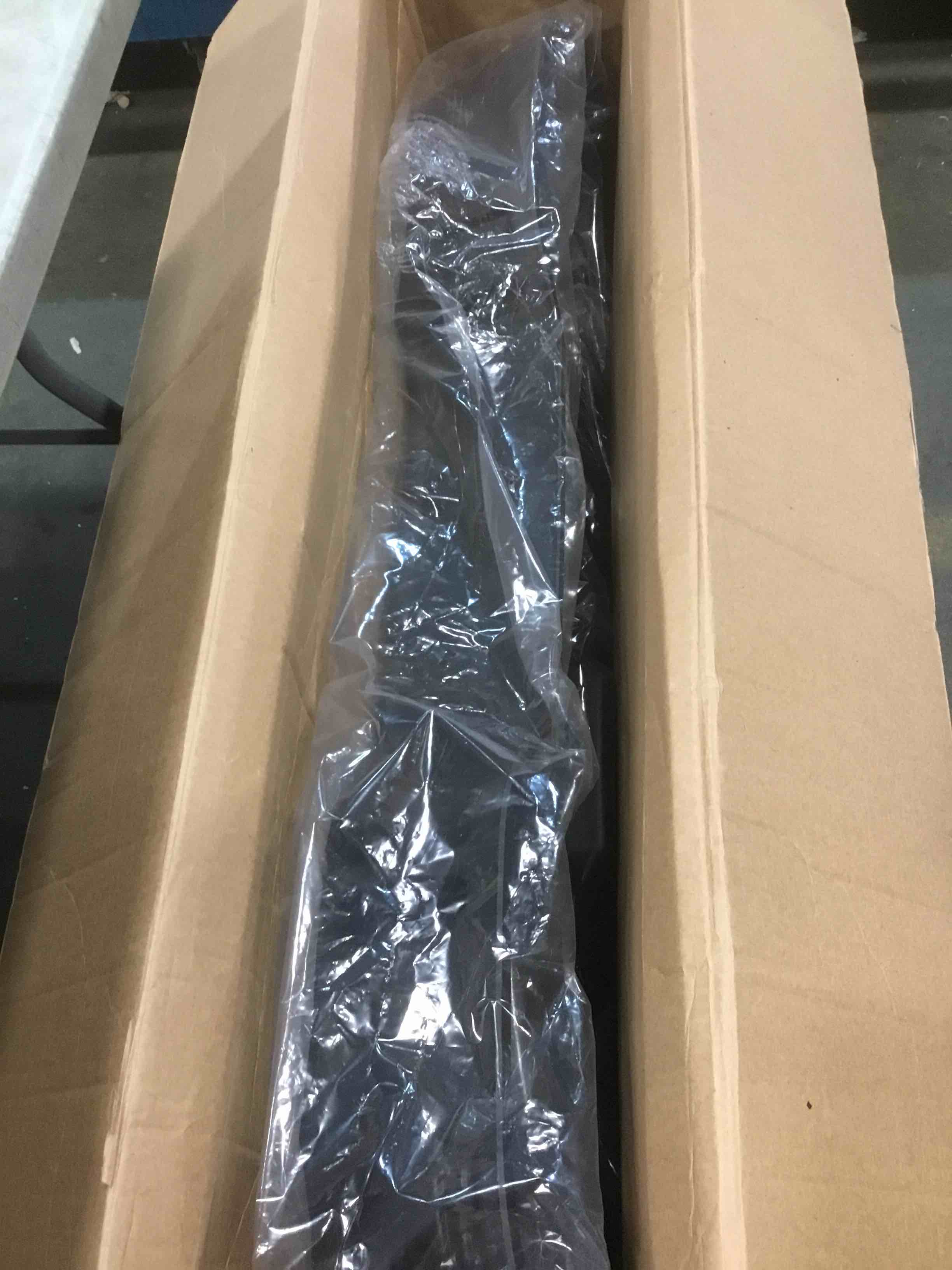 https://s3.amazonaws.com/lotting-images-prod/bidfta/GRA1463709_1734497330705.jpeg