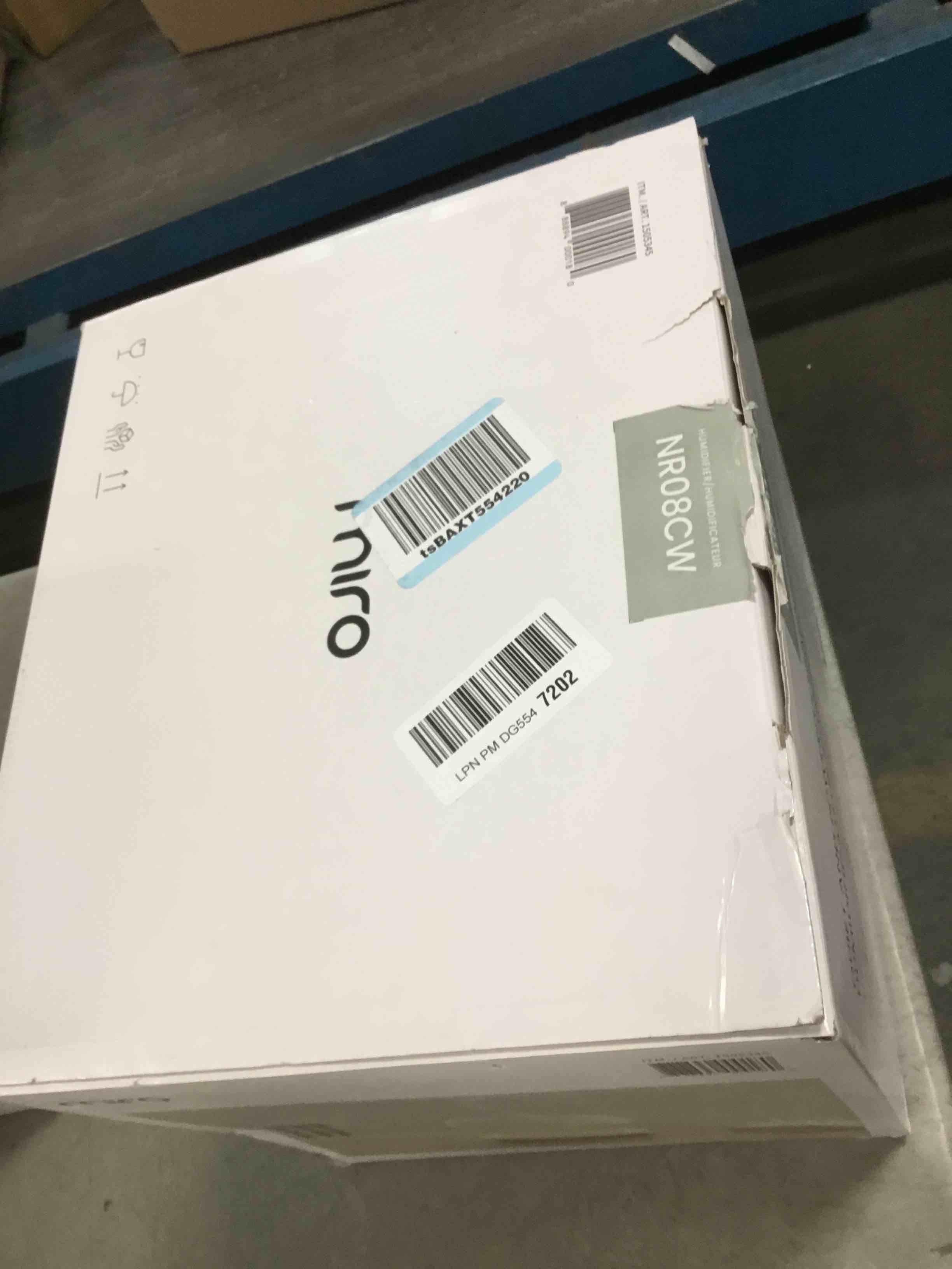 https://s3.amazonaws.com/lotting-images-prod/bidfta/GRA1463760_1734570251703.jpeg