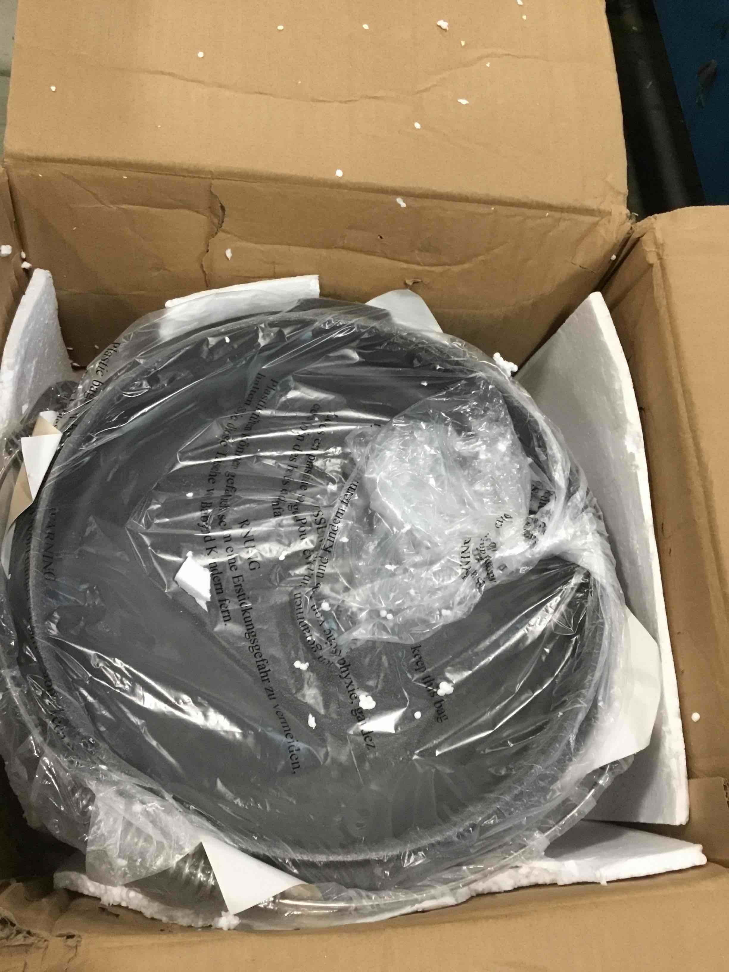 https://s3.amazonaws.com/lotting-images-prod/bidfta/GRA1463767_1734571057490.jpeg