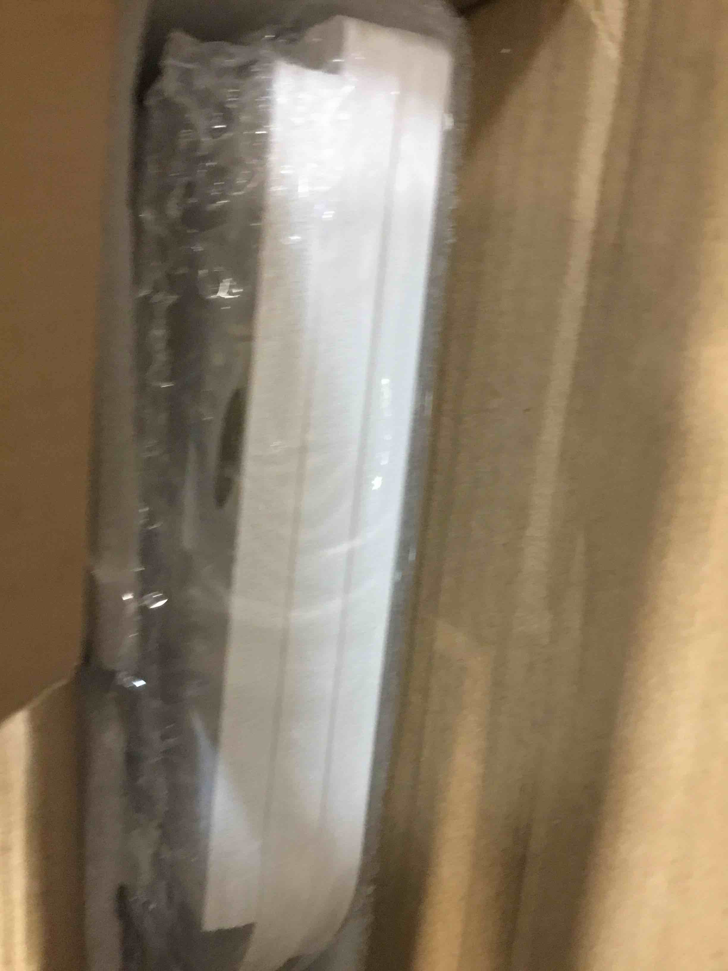 https://s3.amazonaws.com/lotting-images-prod/bidfta/GRA1464240_1735184785735.jpeg