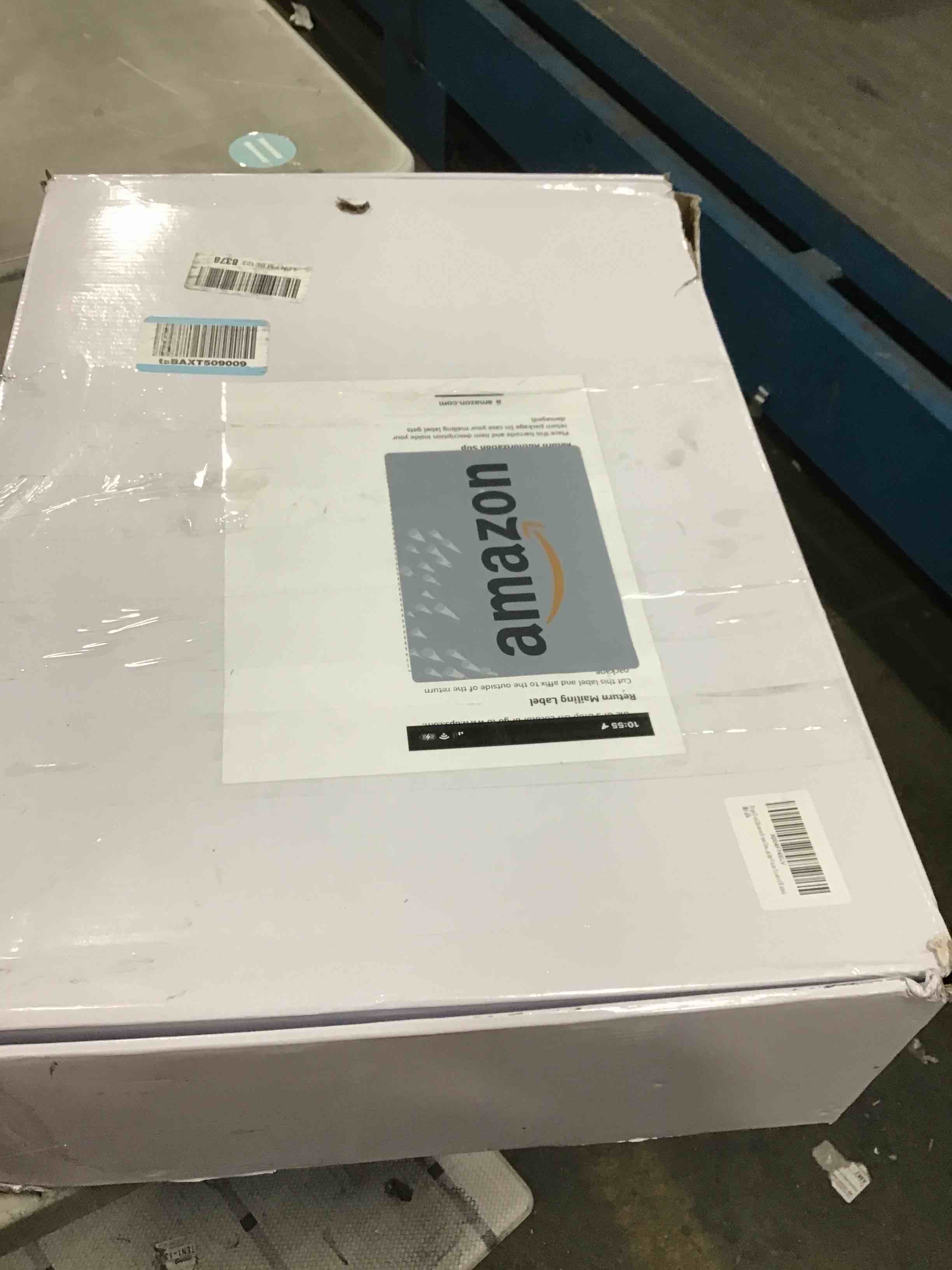 https://s3.amazonaws.com/lotting-images-prod/bidfta/GRA1464524_1735625594716.jpeg
