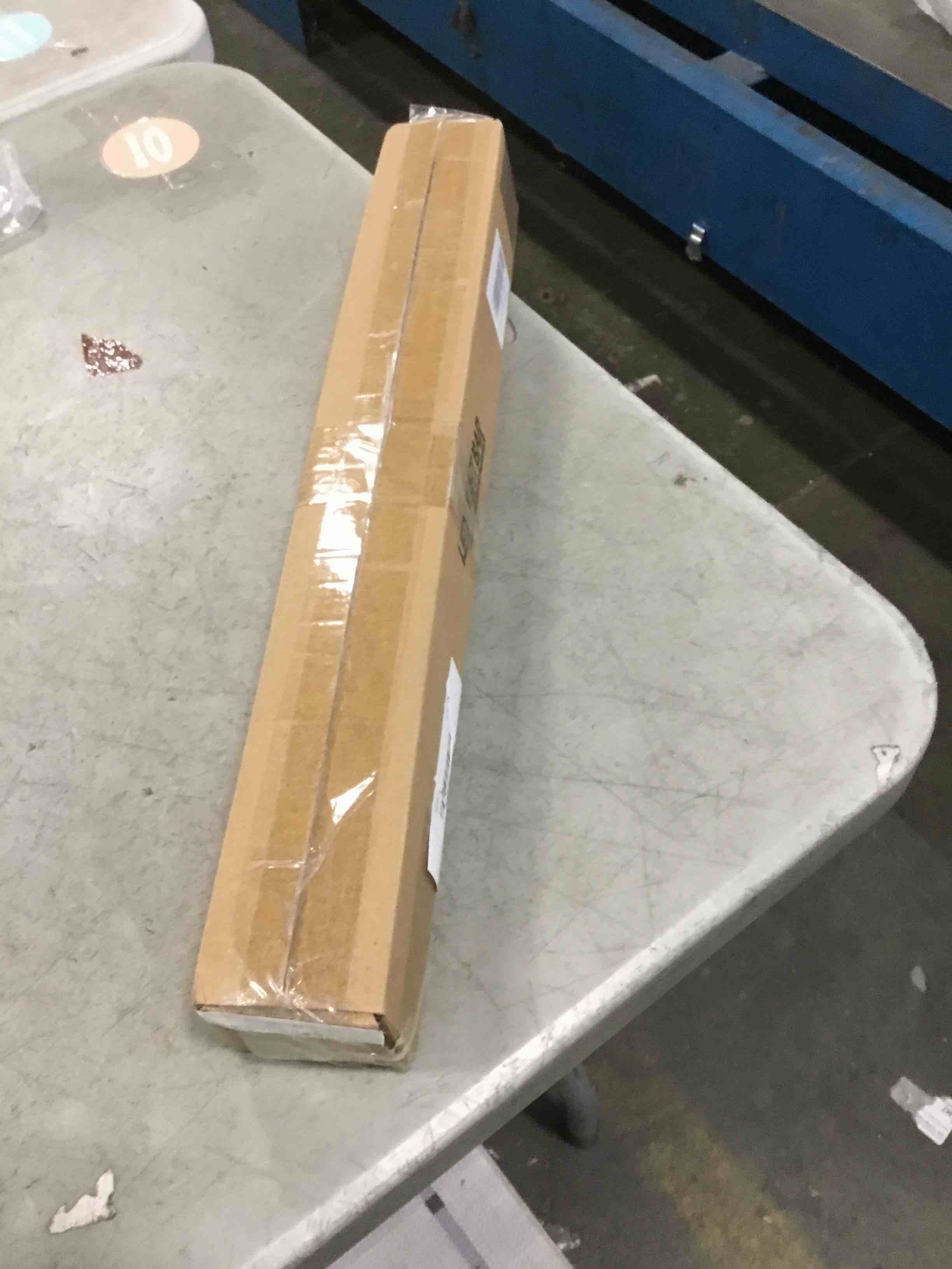 https://s3.amazonaws.com/lotting-images-prod/bidfta/GRA1464540_1735685319239.jpeg