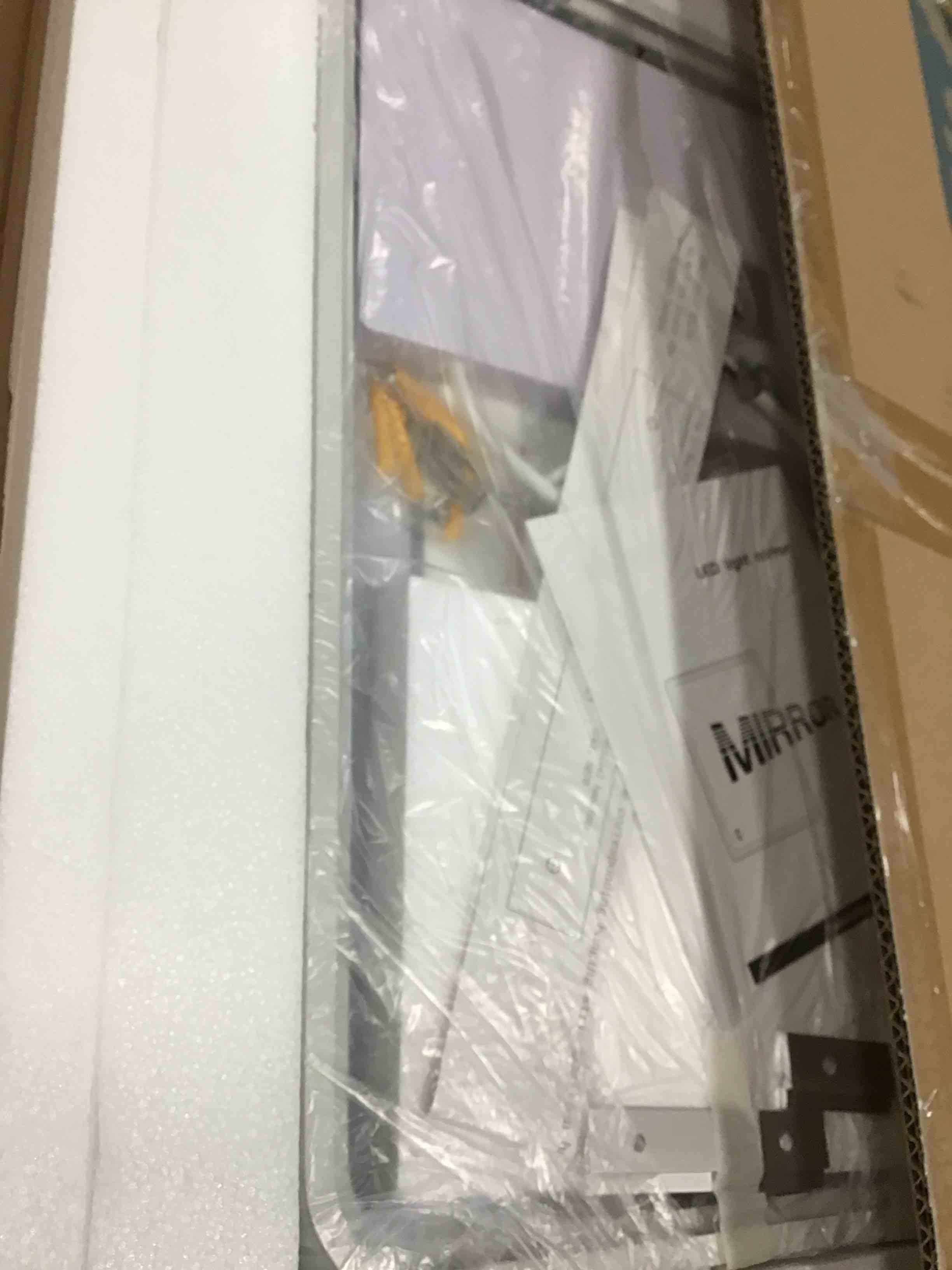 https://s3.amazonaws.com/lotting-images-prod/bidfta/GRA1464830_1735880261430.jpeg