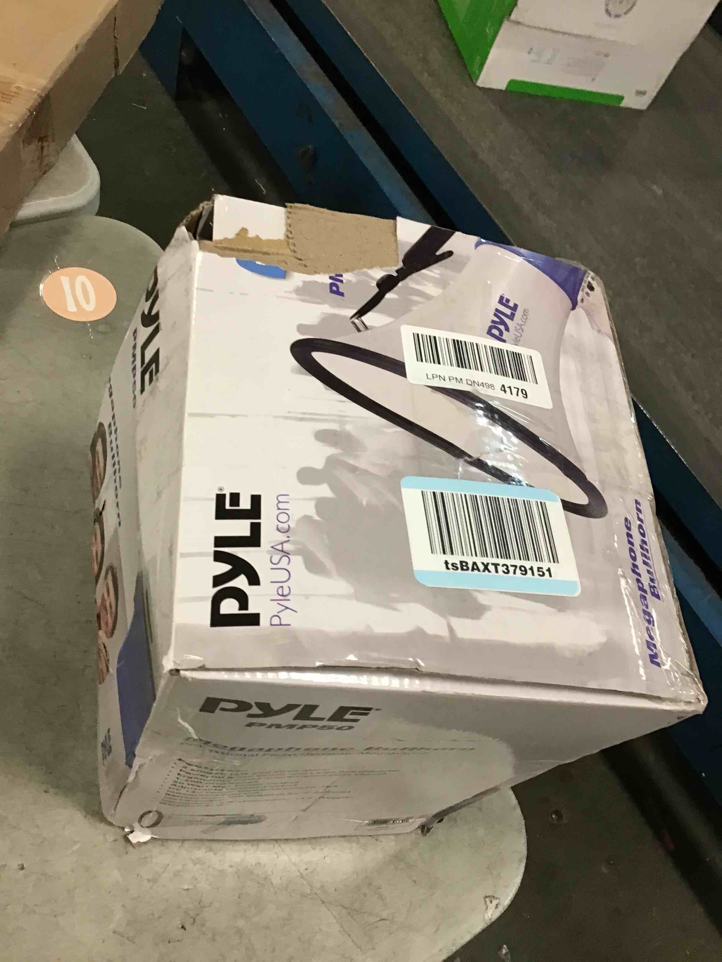 https://s3.amazonaws.com/lotting-images-prod/bidfta/GRA1464840_1735881804332.jpeg