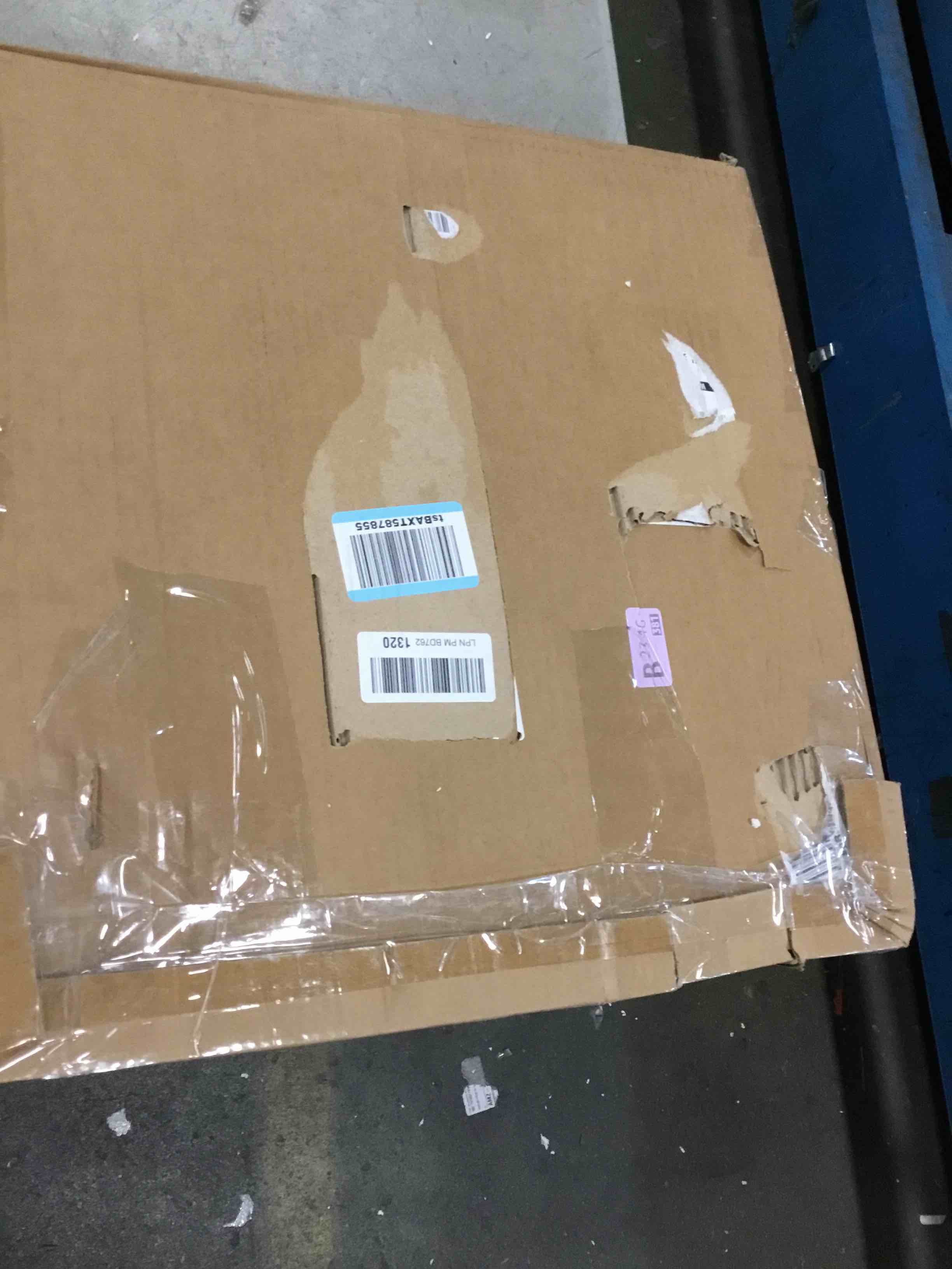 https://s3.amazonaws.com/lotting-images-prod/bidfta/GRA1464930_1735960841305.jpeg