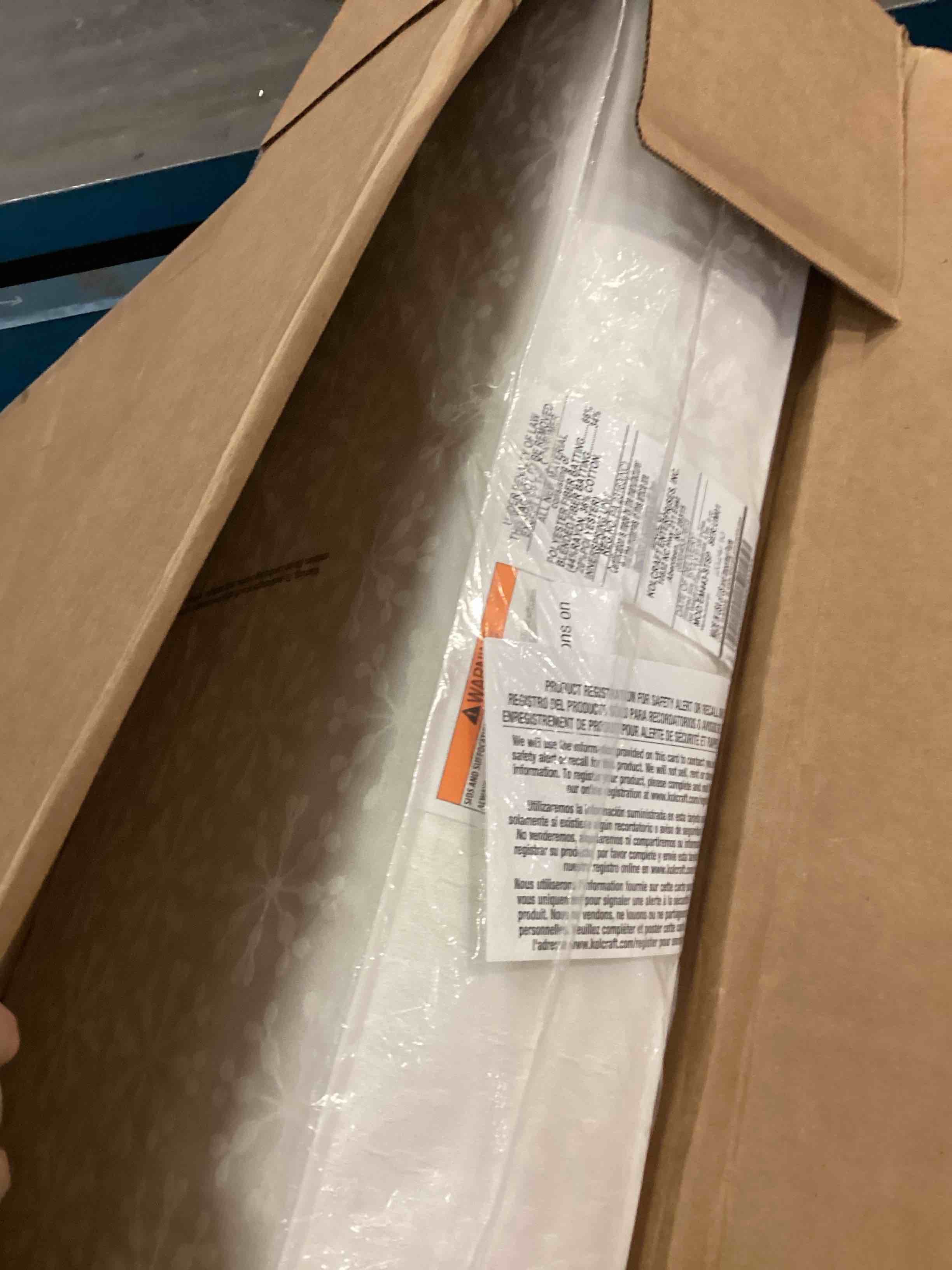 https://s3.amazonaws.com/lotting-images-prod/bidfta/GRA1465126_1732552897127.jpeg